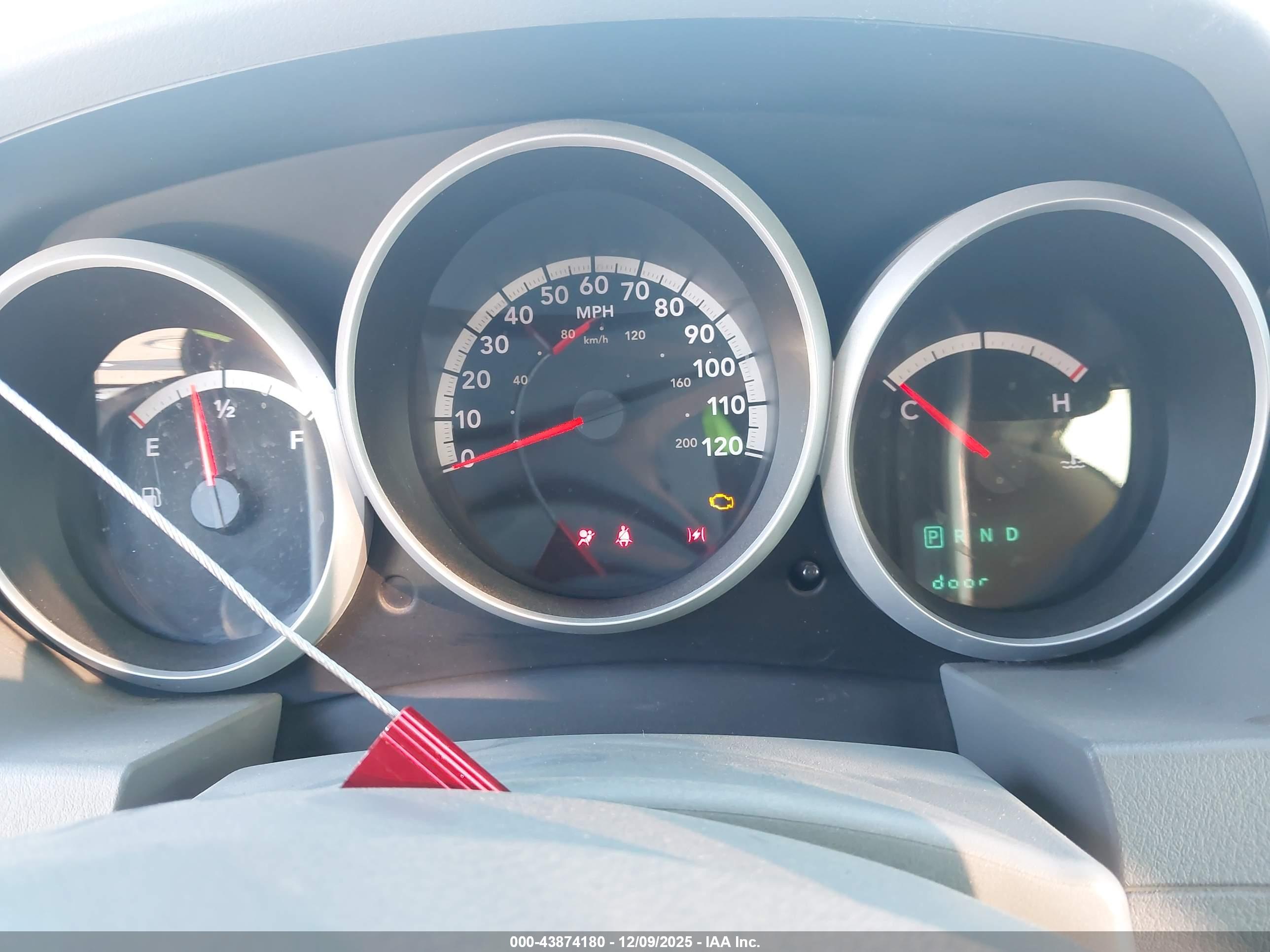 DODGE GRAND image 7