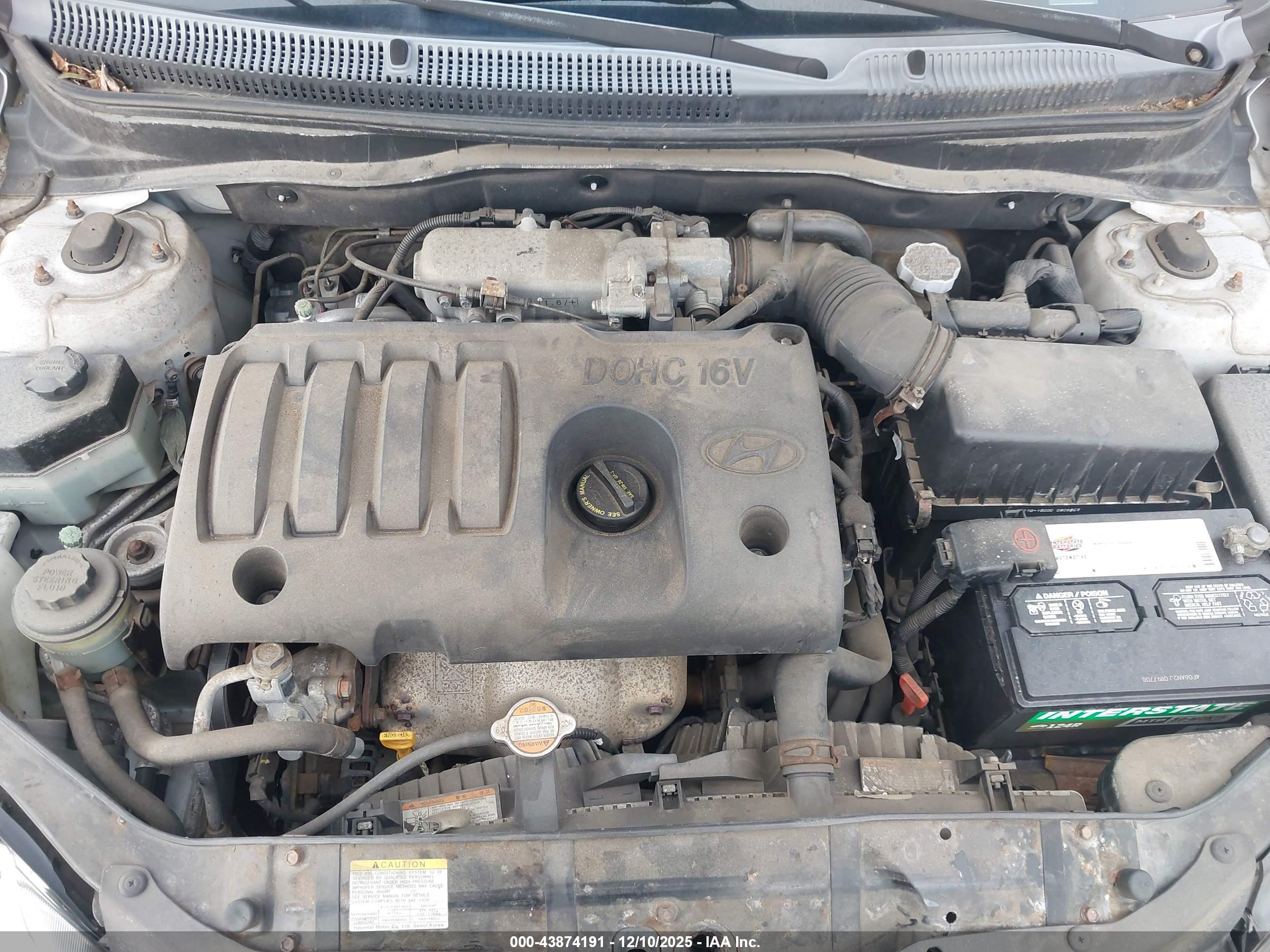 HYUNDAI ACCENT image 10