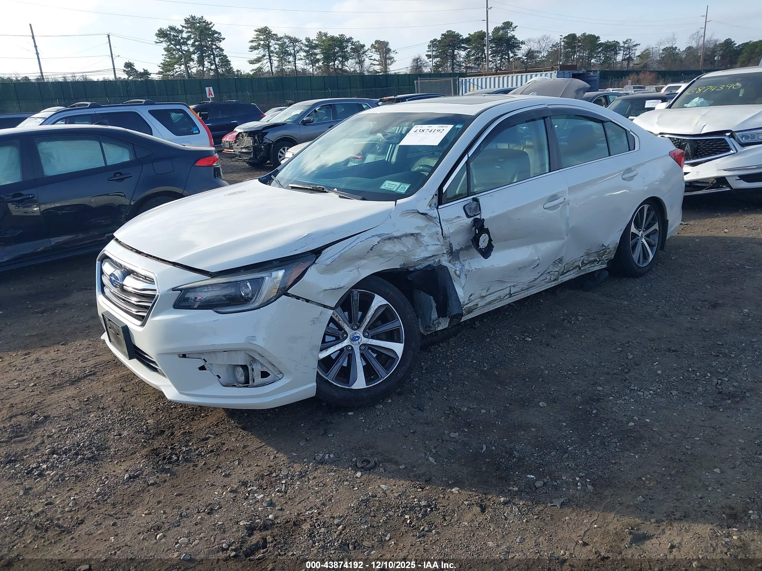 SUBARU LEGACY image 2