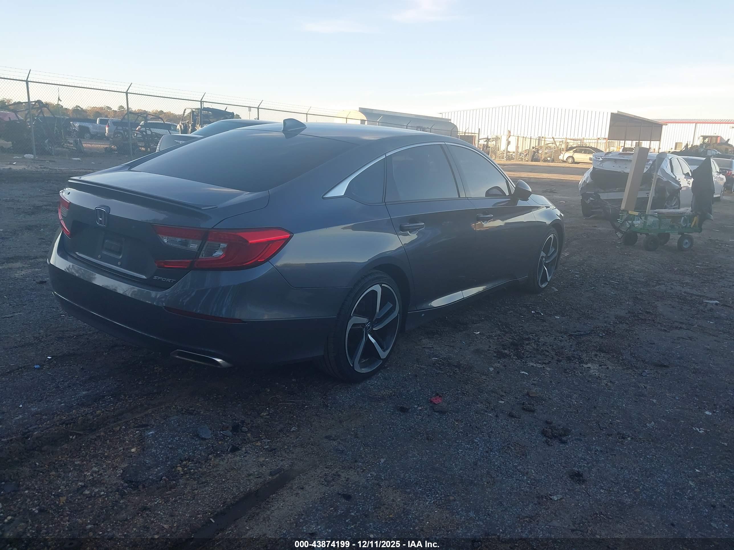 HONDA ACCORD image 4