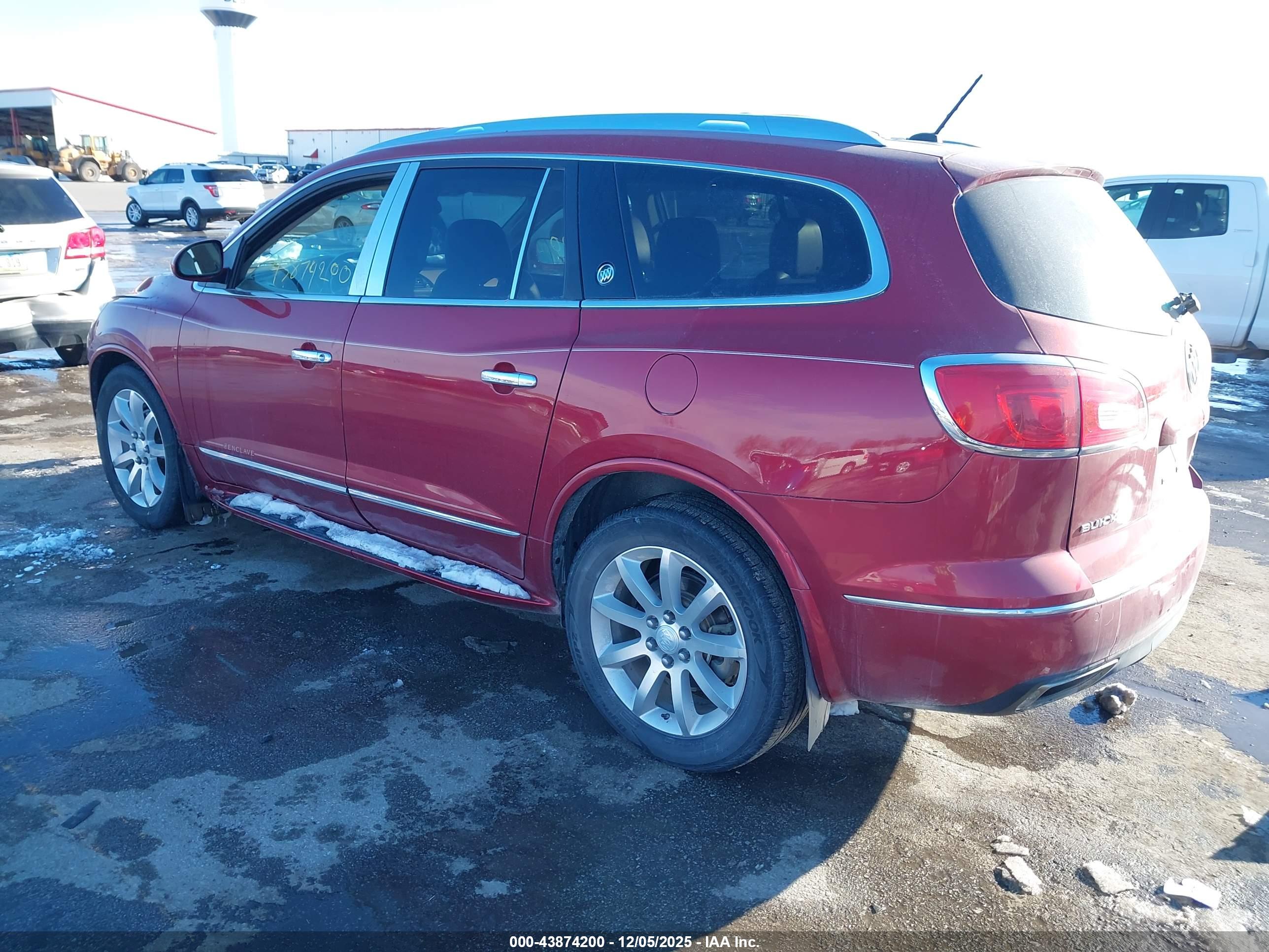 BUICK ENCLAVE image 3