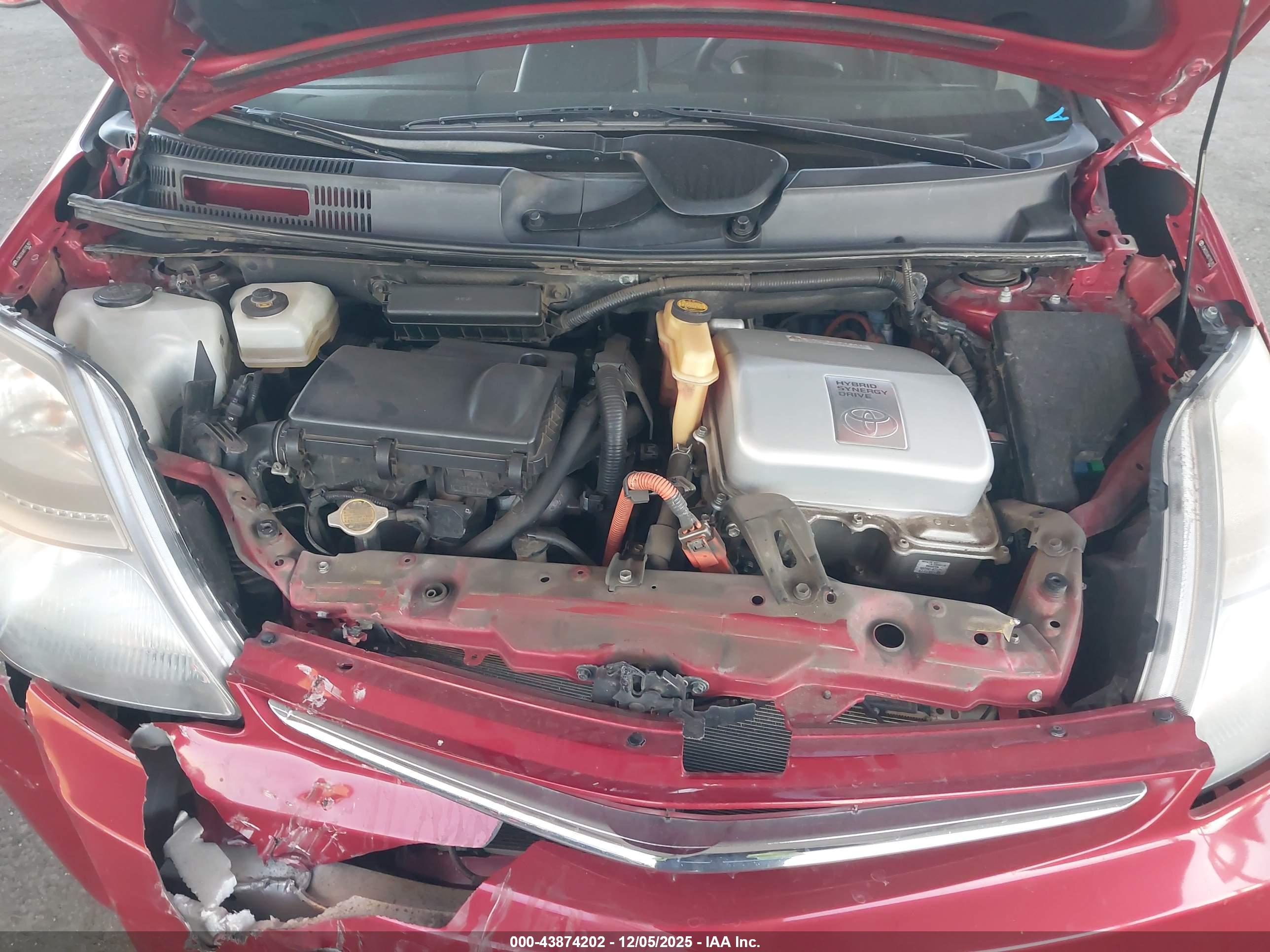 TOYOTA PRIUS image 10