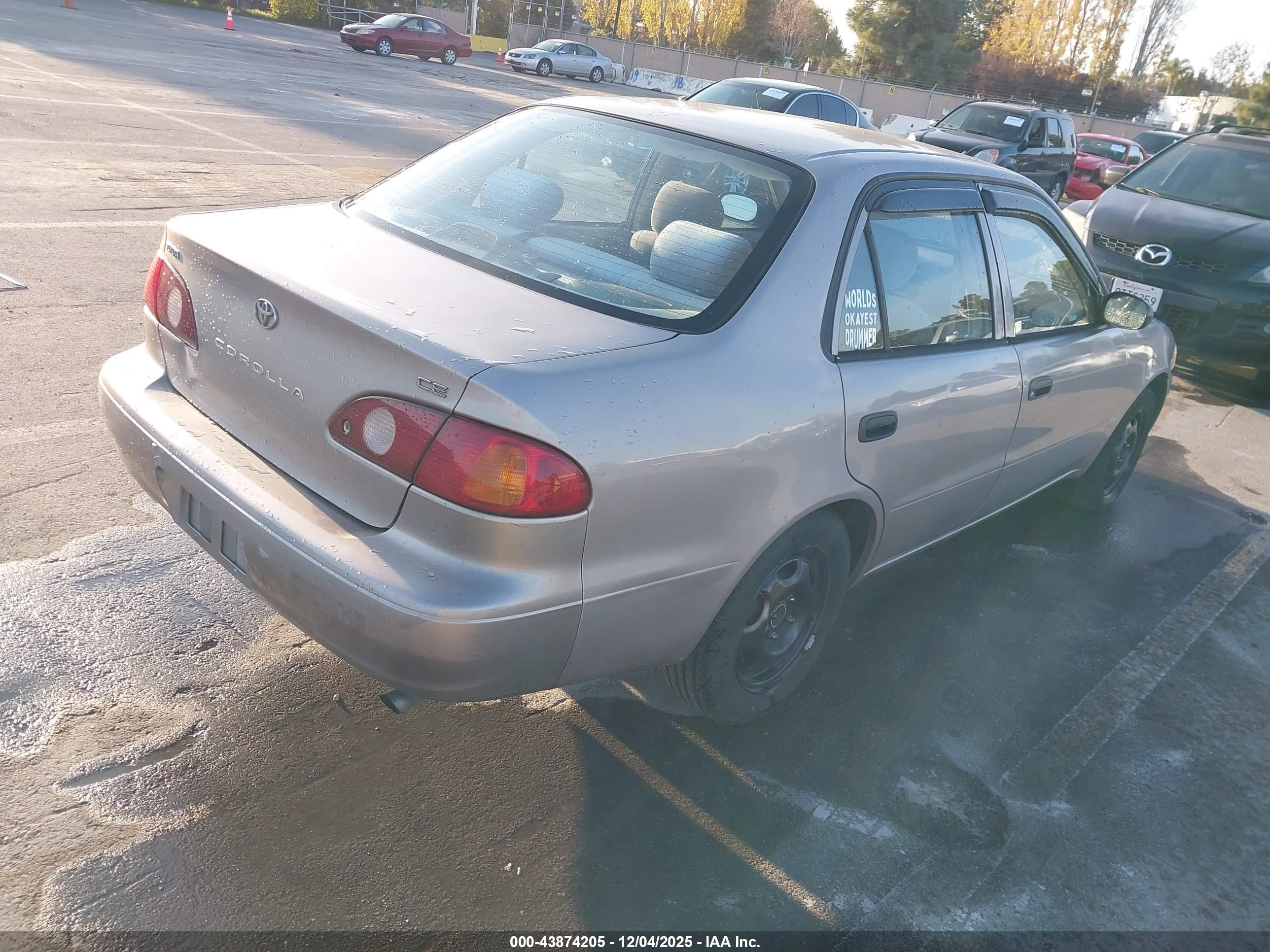 TOYOTA COROLLA image 4