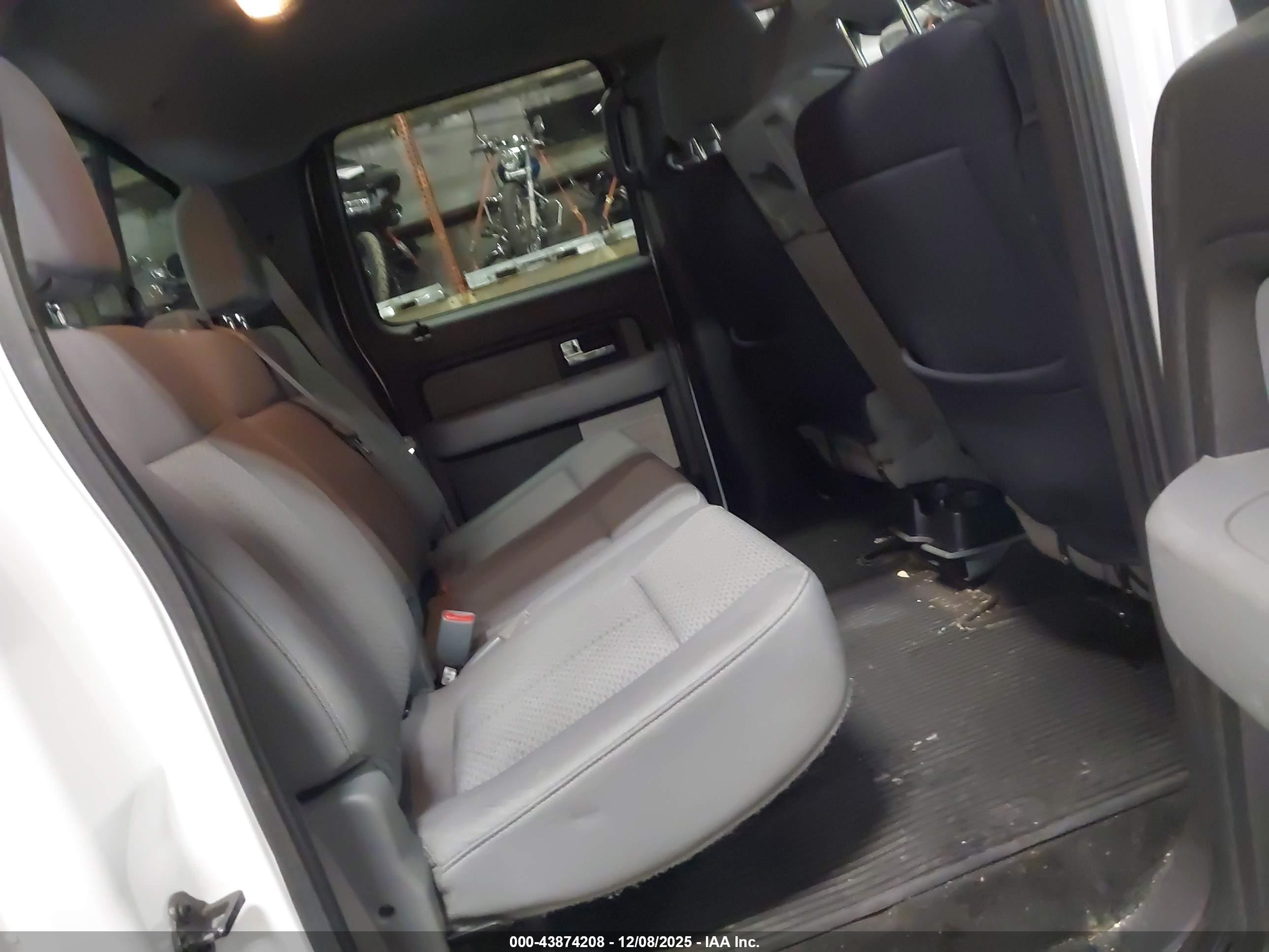 FORD F-150 image 8