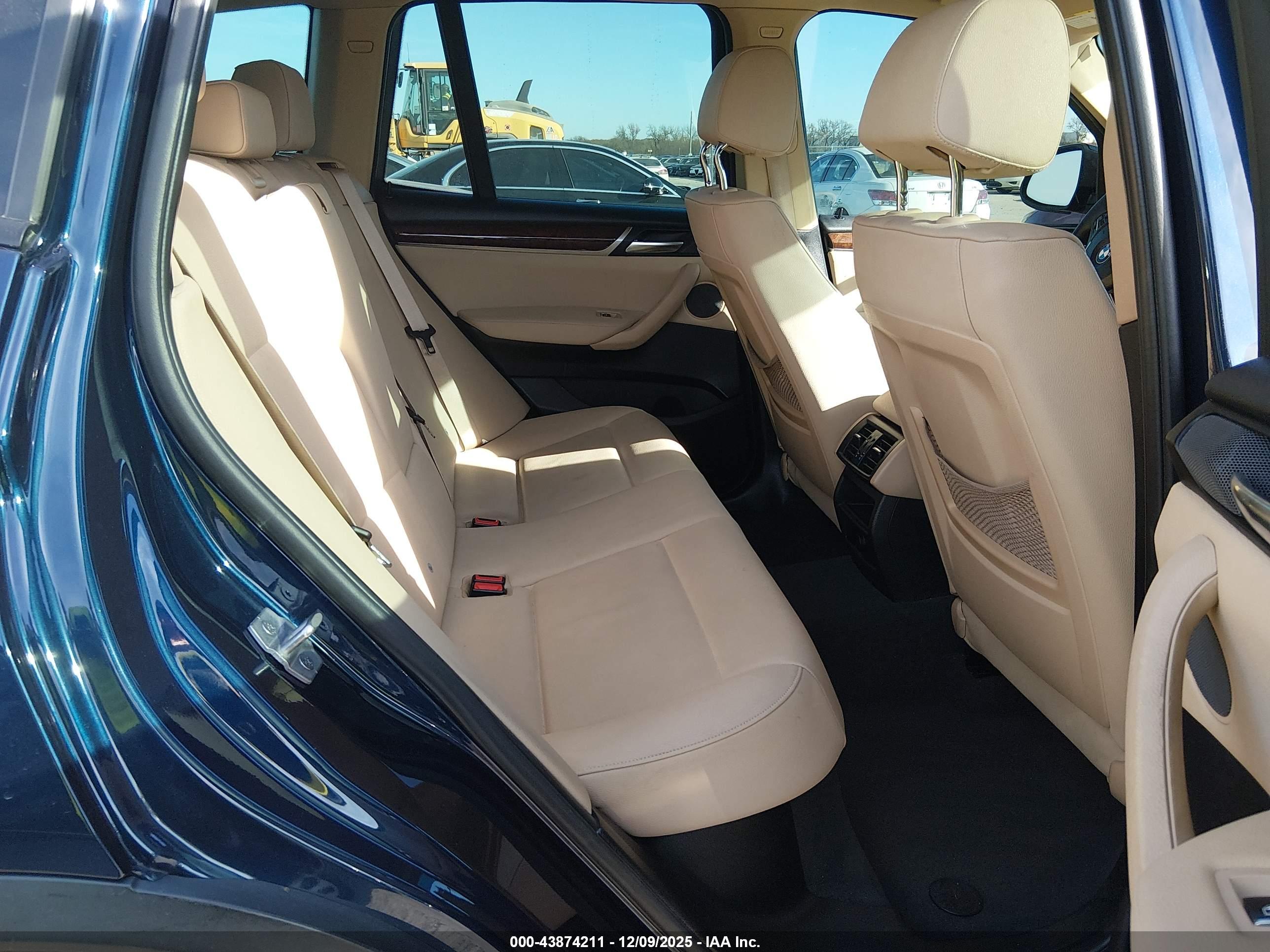 BMW X3 image 8