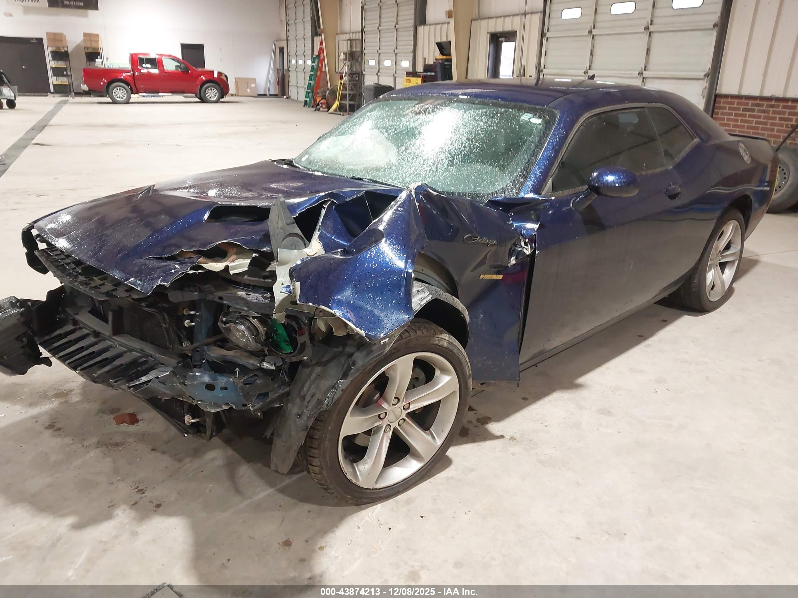 DODGE CHALLENGER image 2