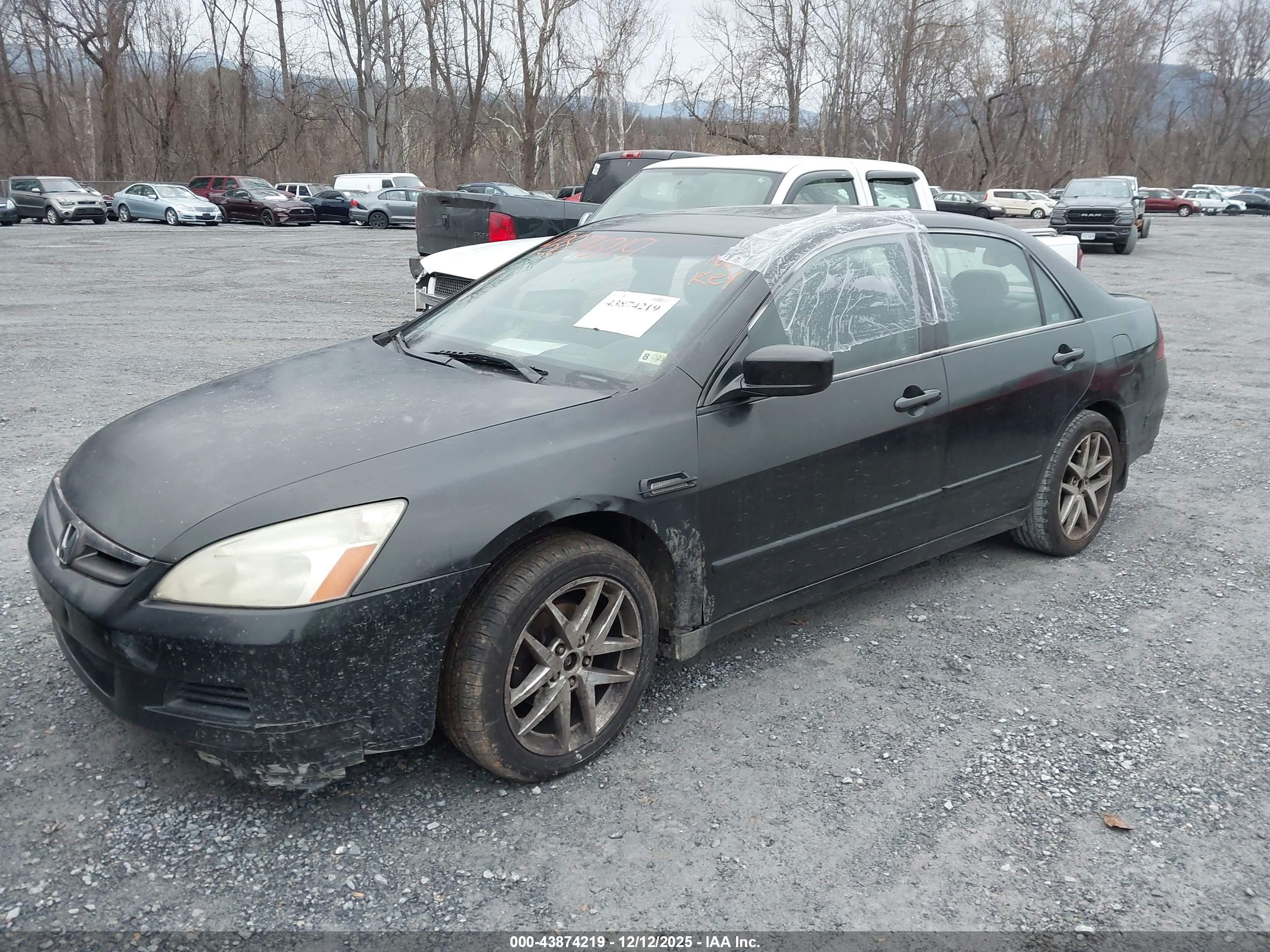 HONDA ACCORD image 2