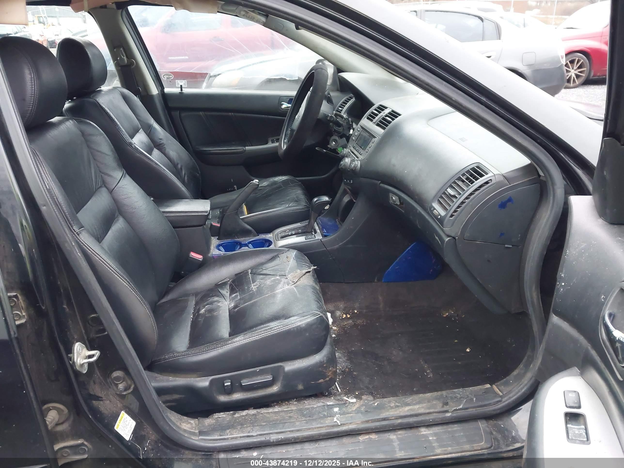 HONDA ACCORD image 5