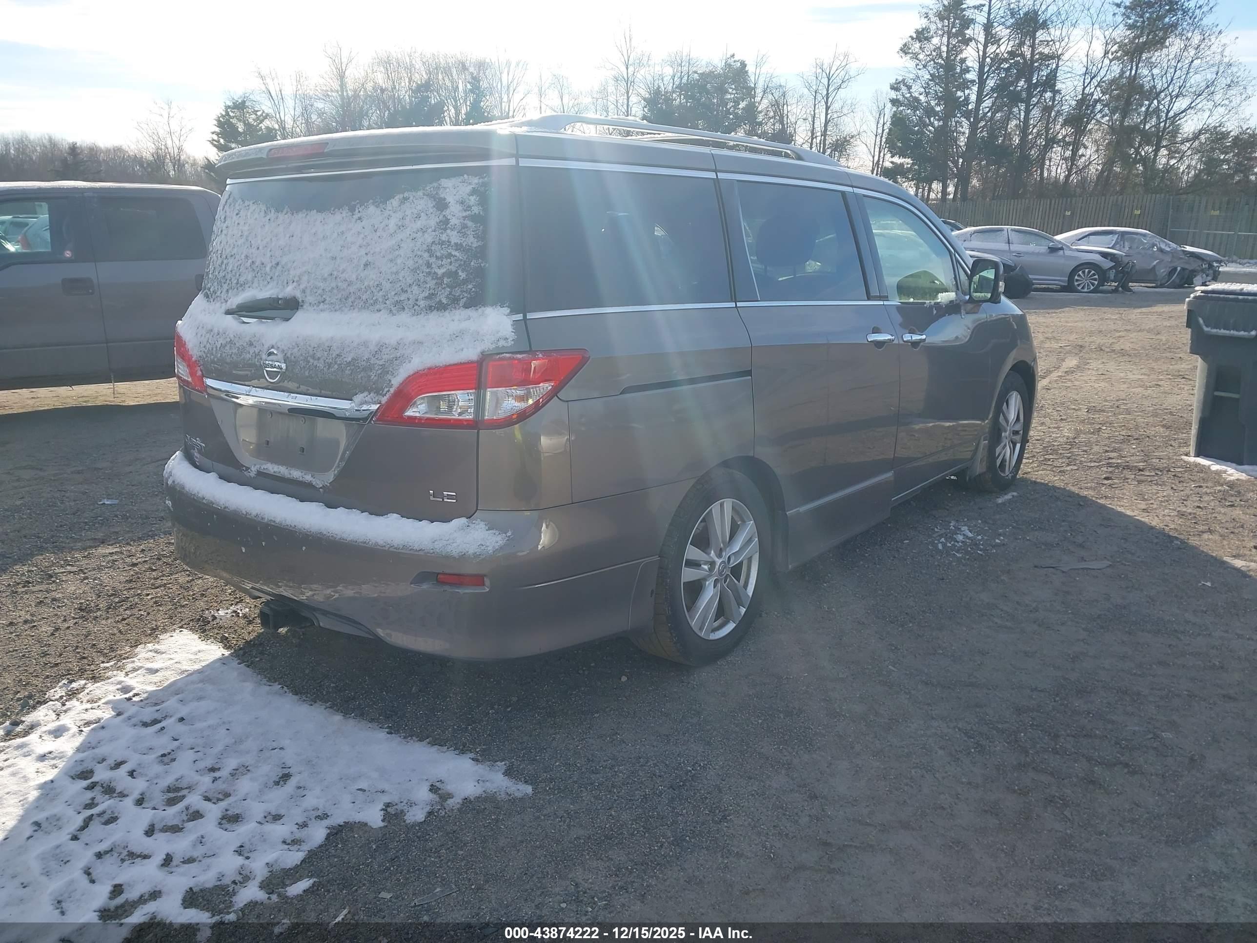 NISSAN QUEST image 4