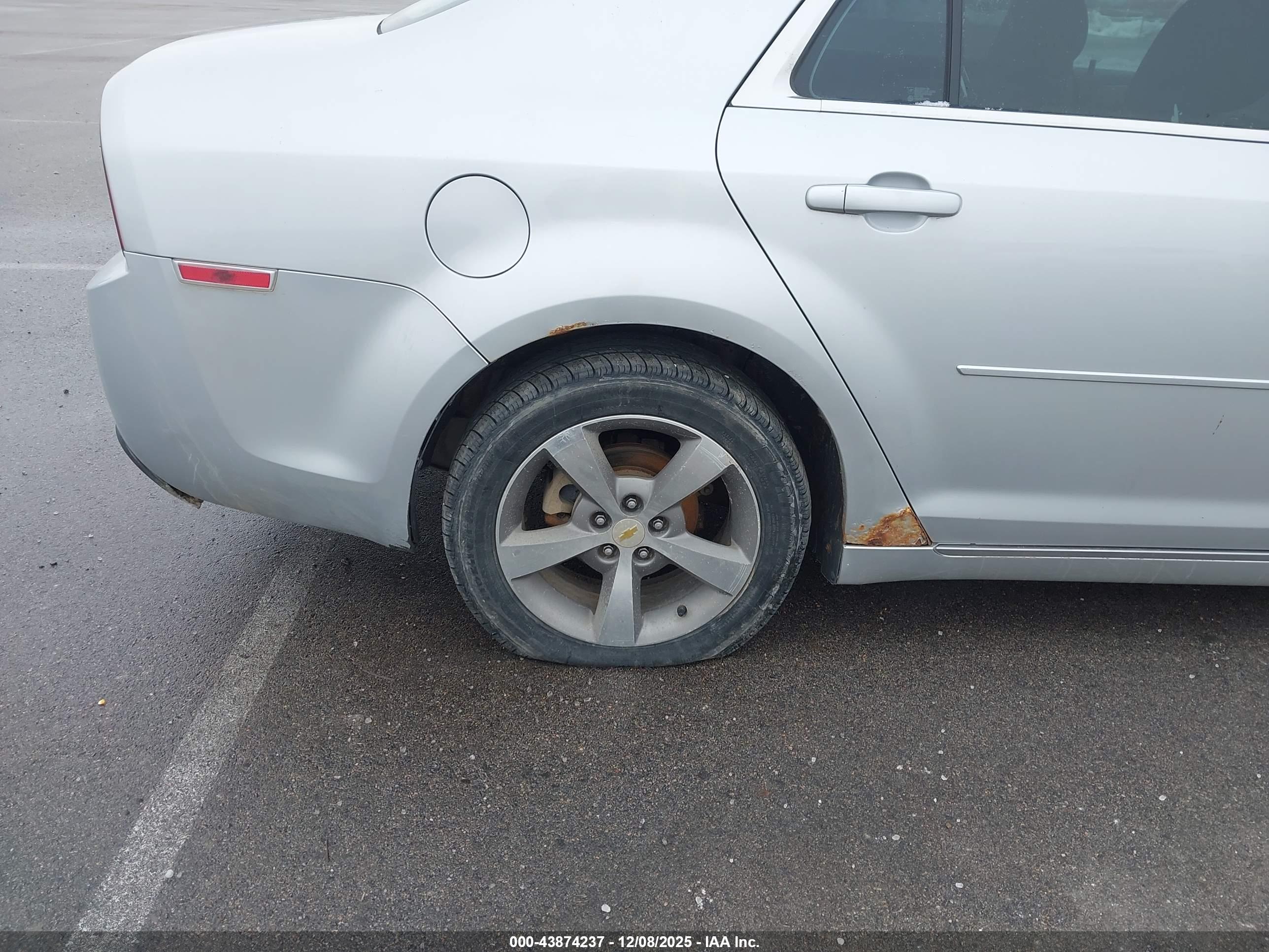 CHEVROLET MALIBU image 6