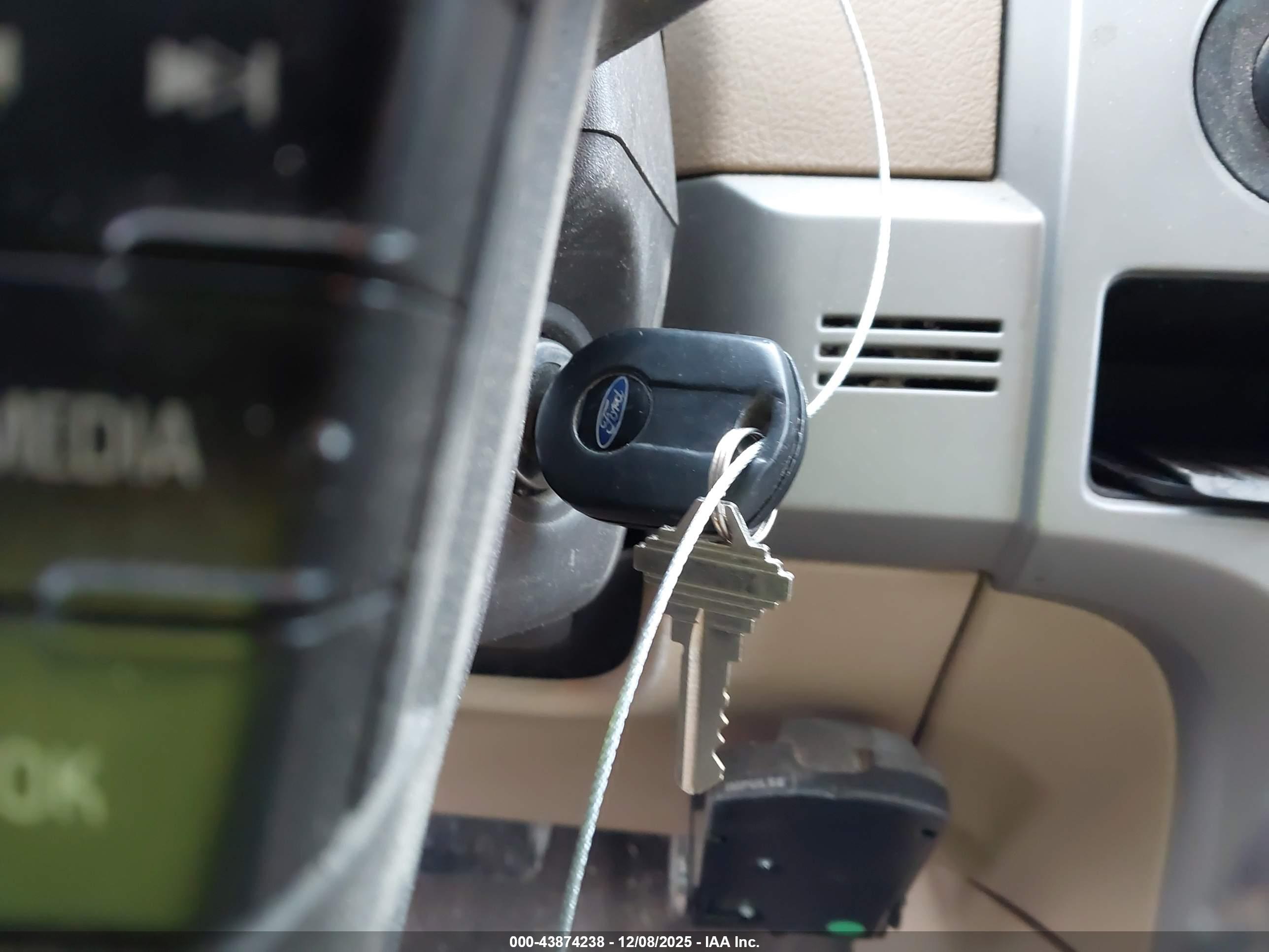 FORD F-150 image 11