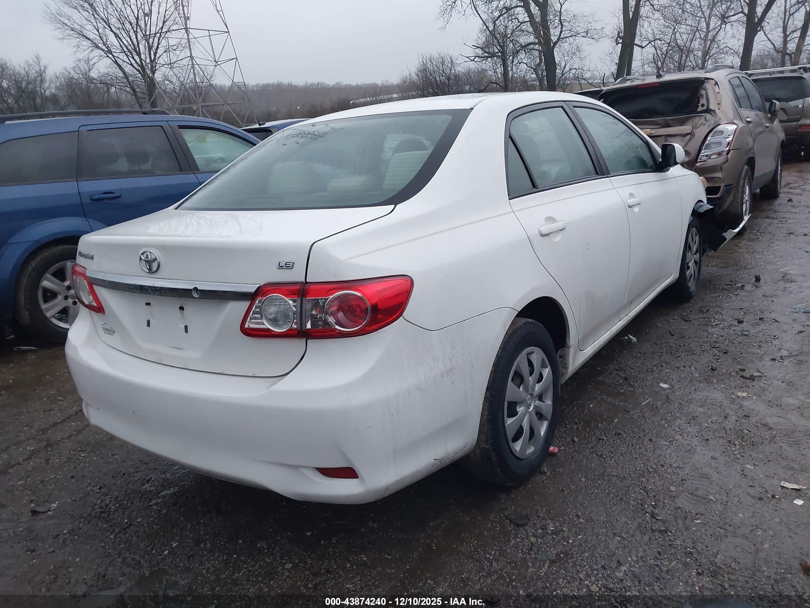 TOYOTA COROLLA image 4