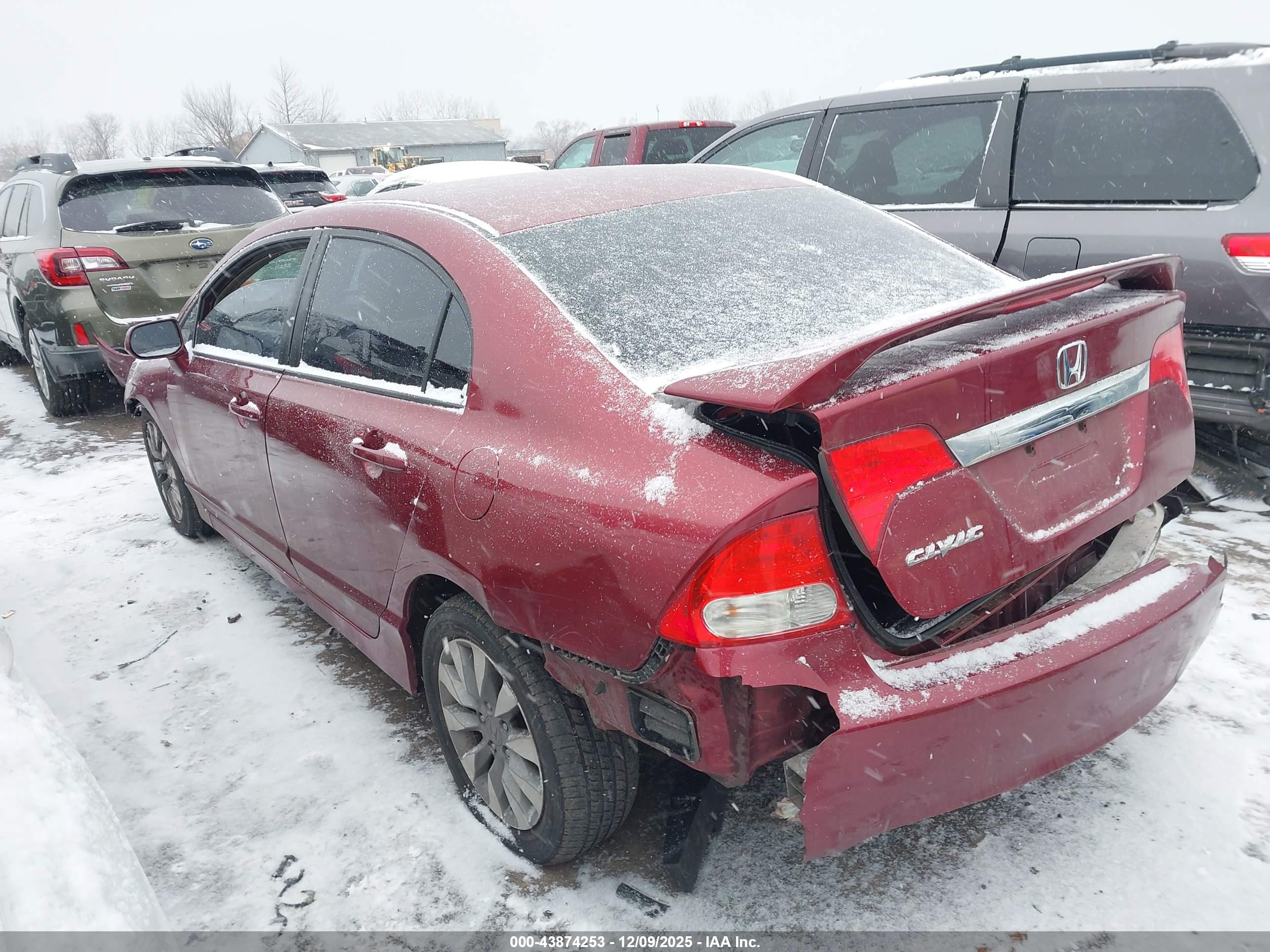 HONDA CIVIC image 3