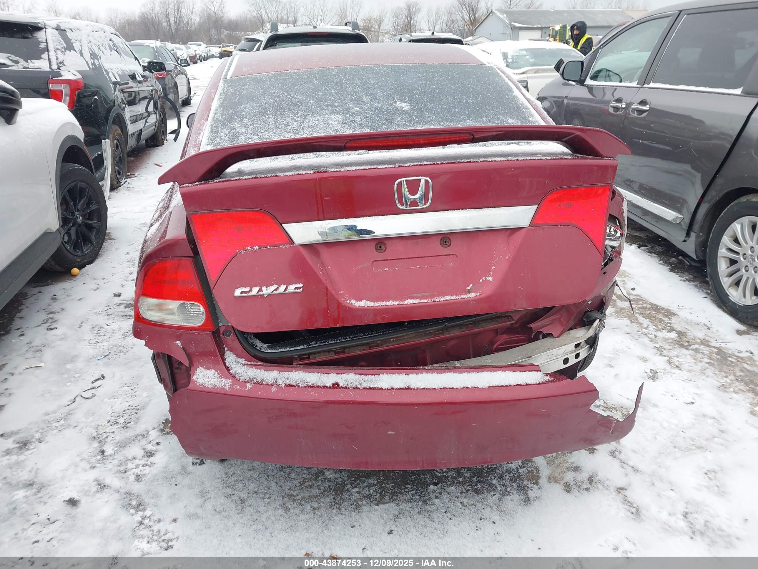 HONDA CIVIC image 6