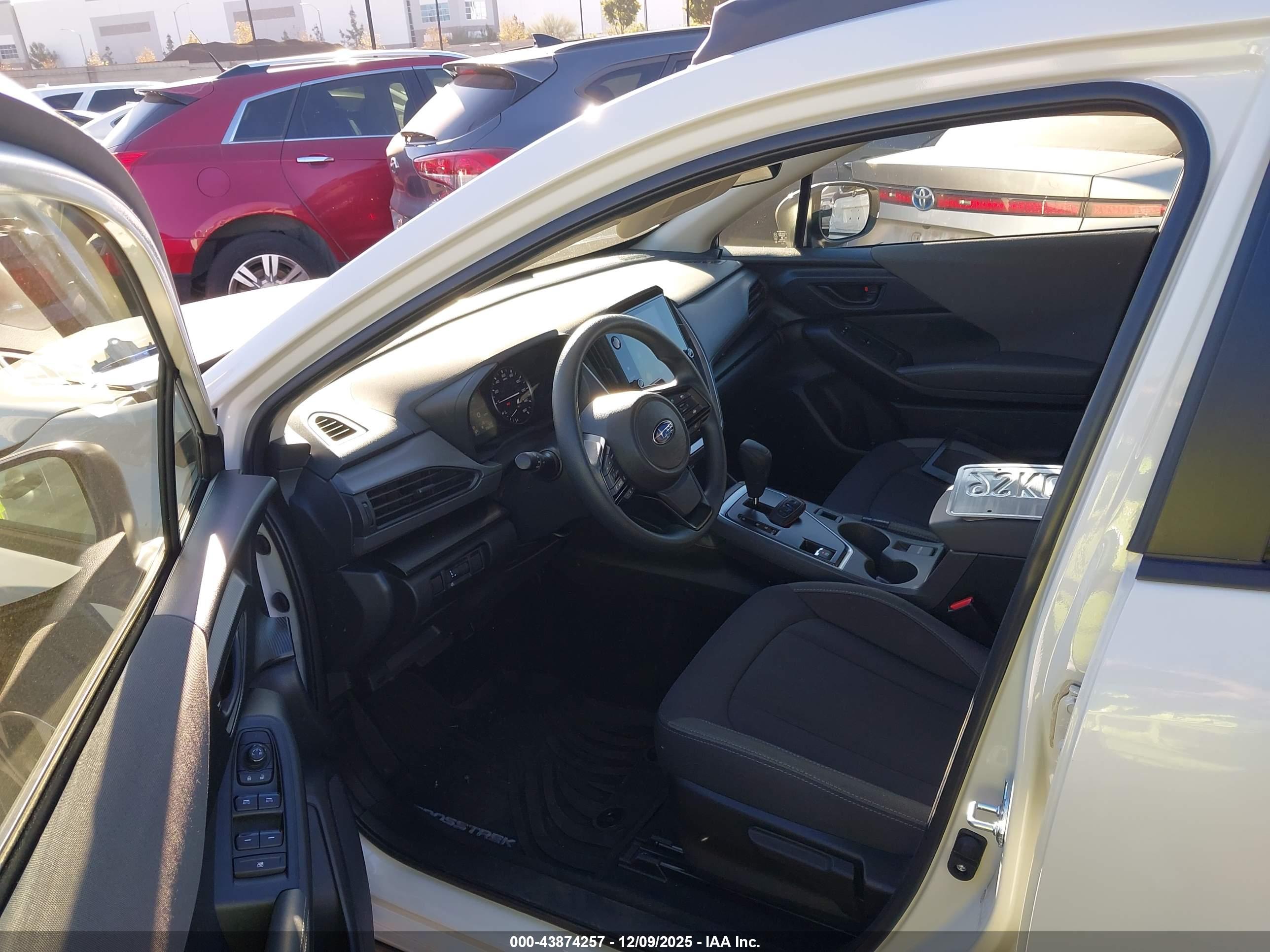 SUBARU CROSSTREK image 5