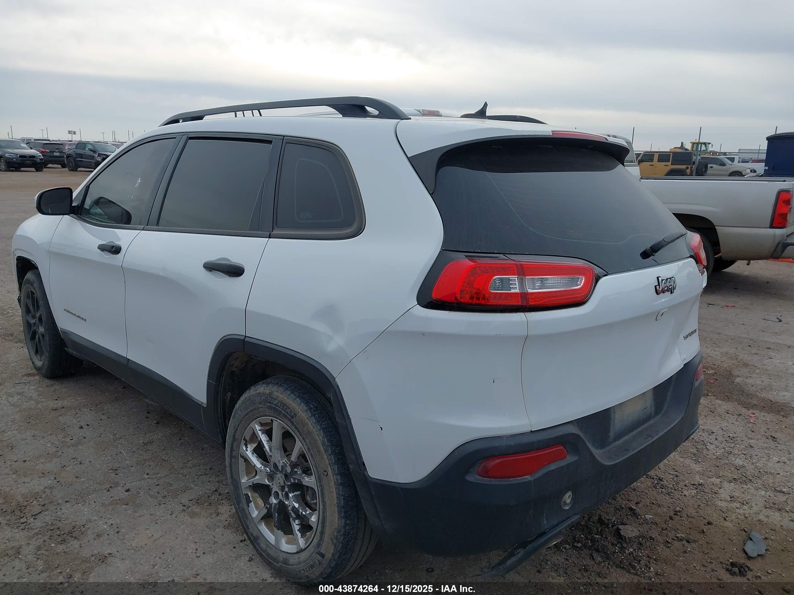 JEEP CHEROKEE image 3