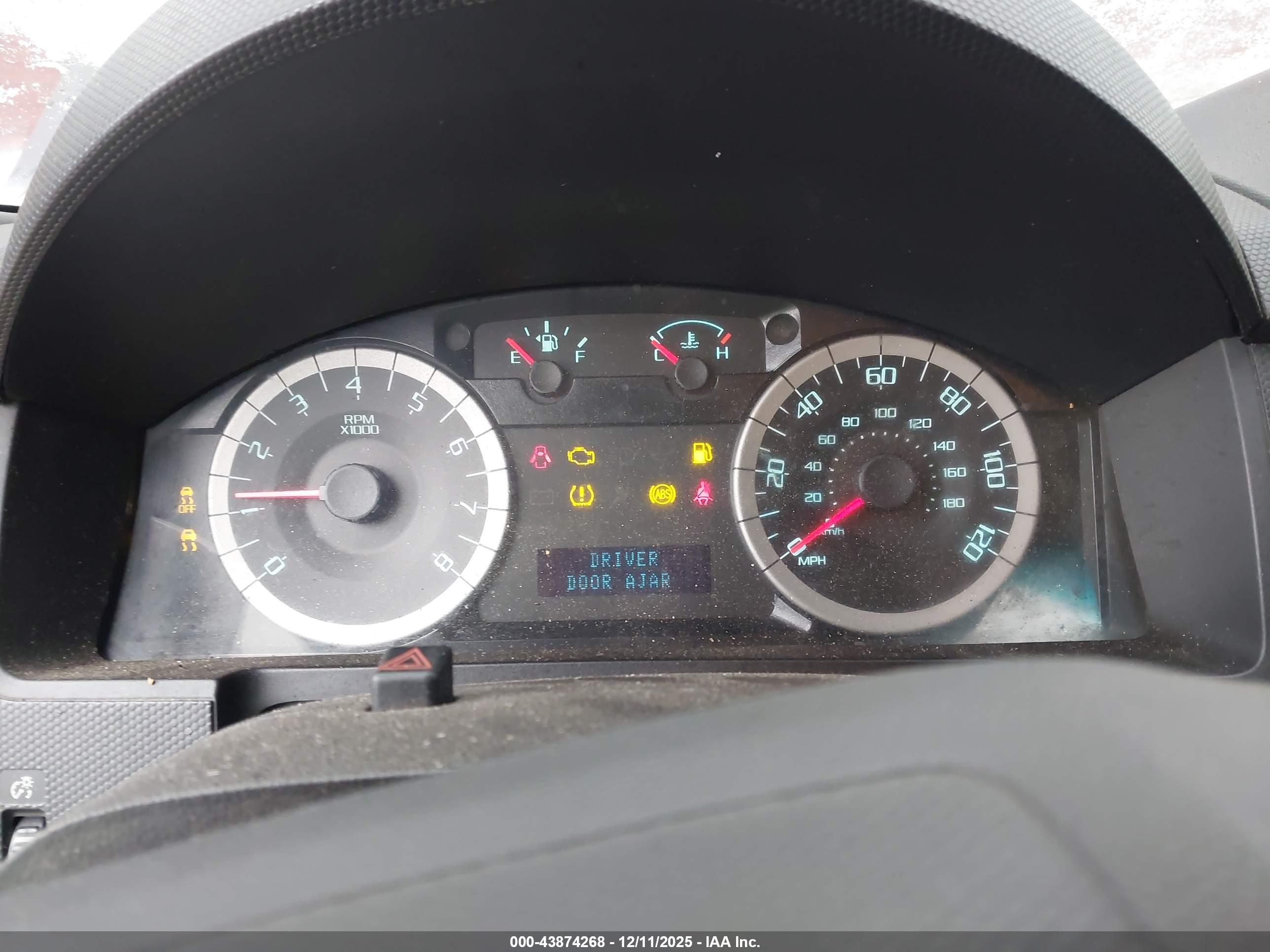 FORD ESCAPE image 7