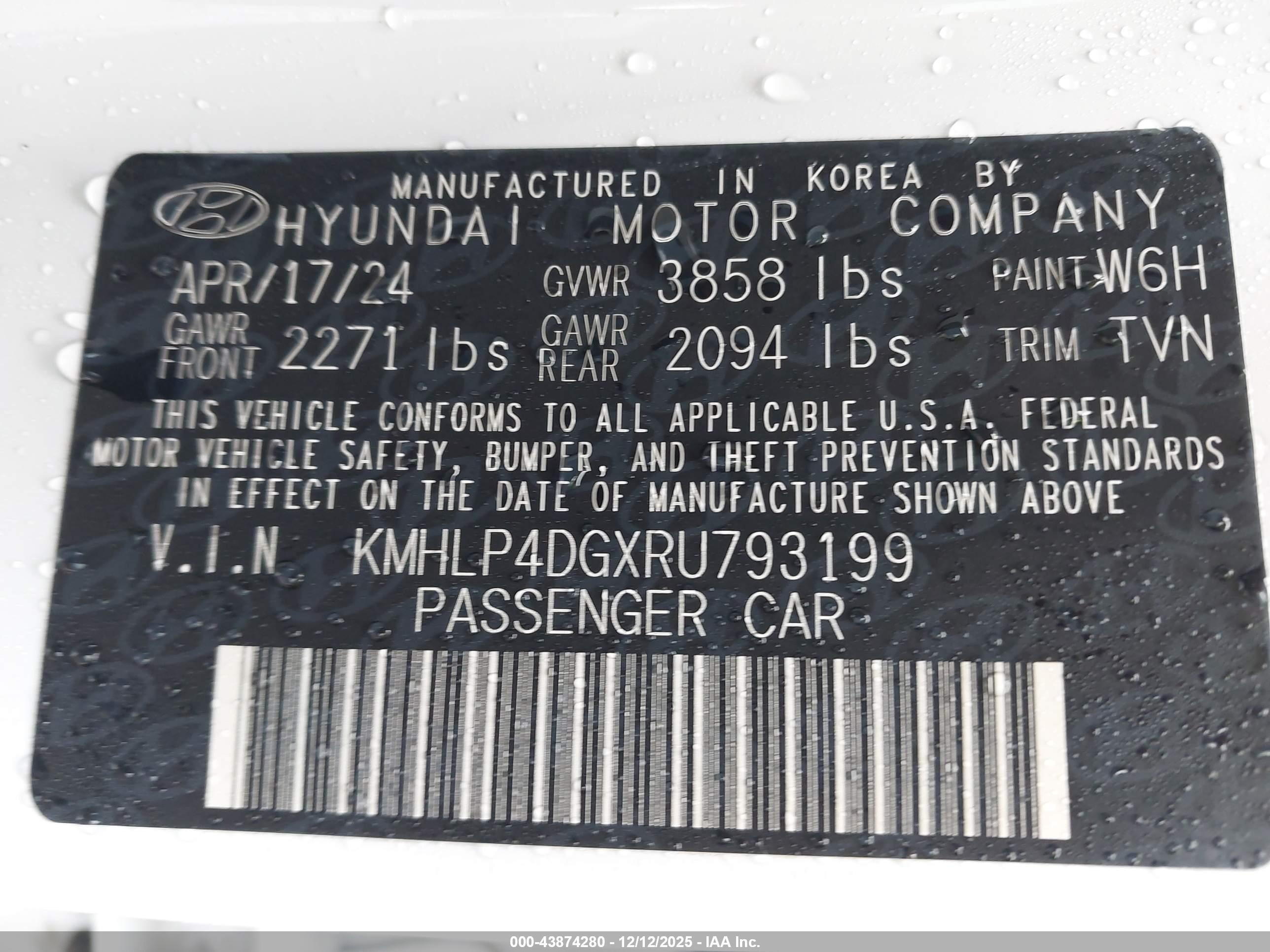 HYUNDAI ELANTRA image 9