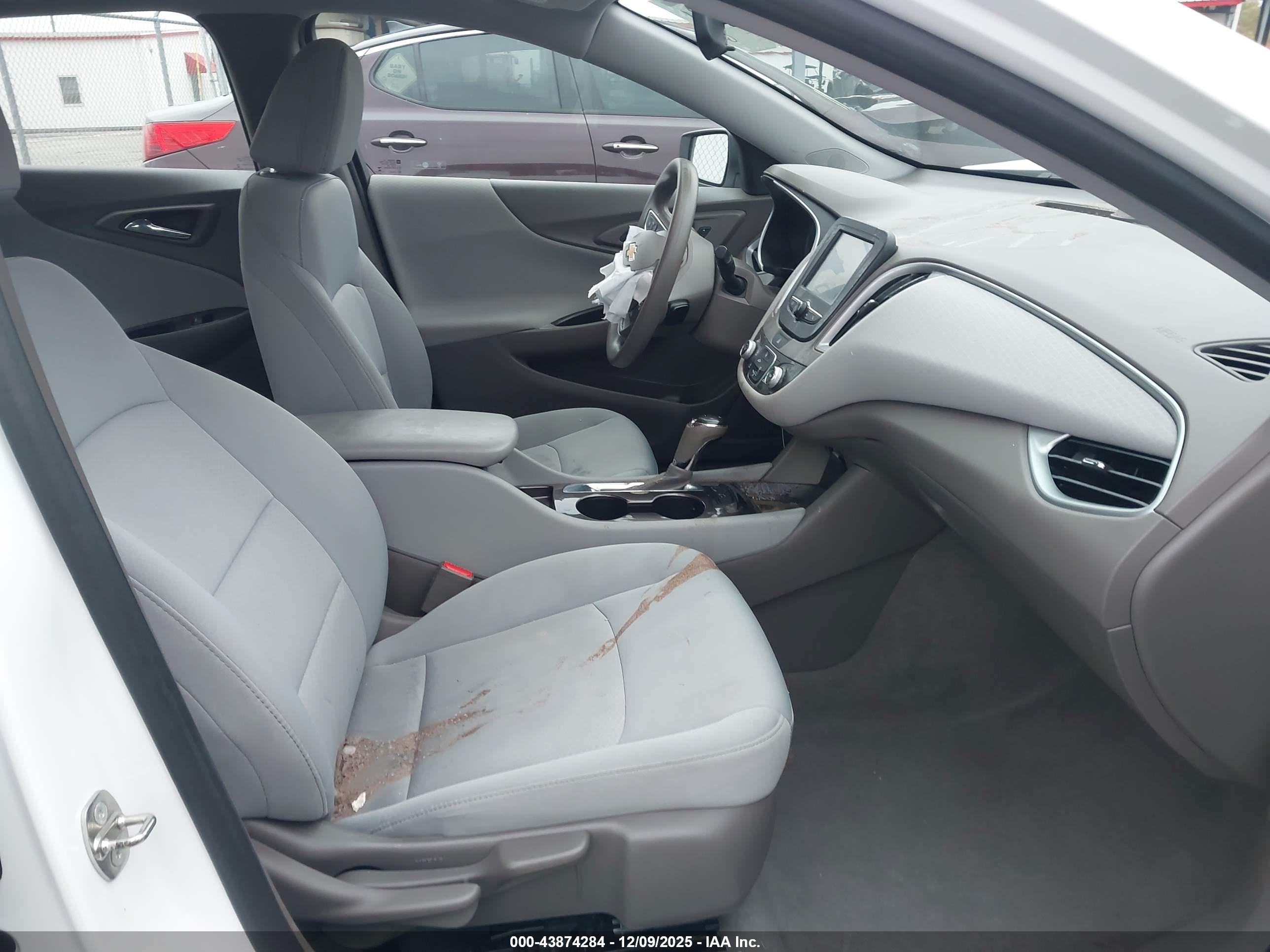 CHEVROLET MALIBU image 5