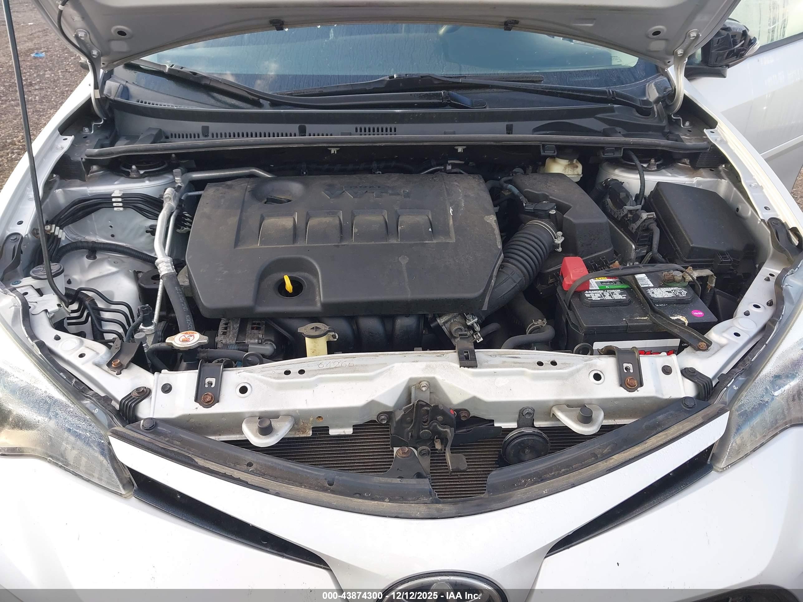 TOYOTA COROLLA image 10