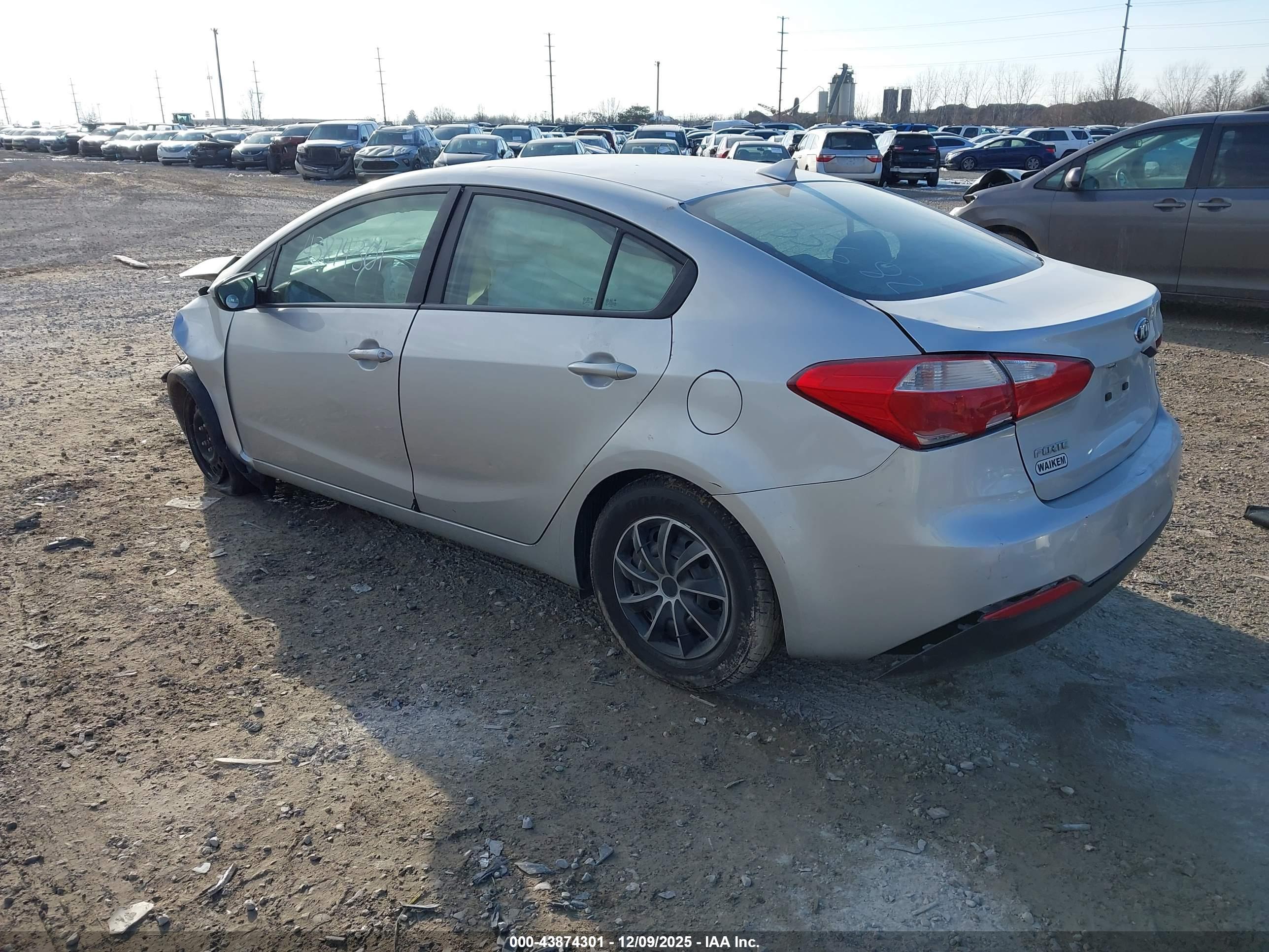 KIA FORTE image 3