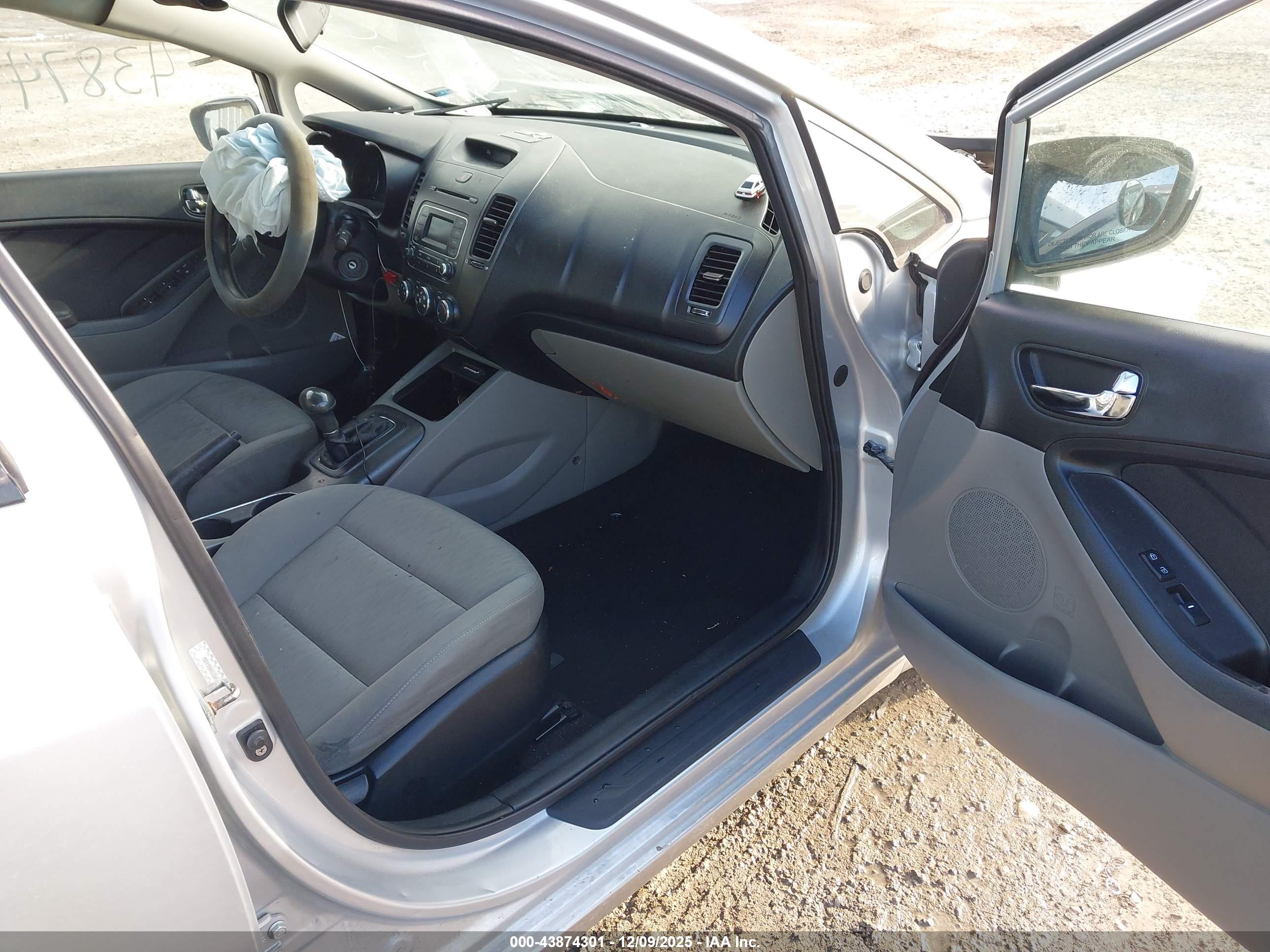 KIA FORTE image 5
