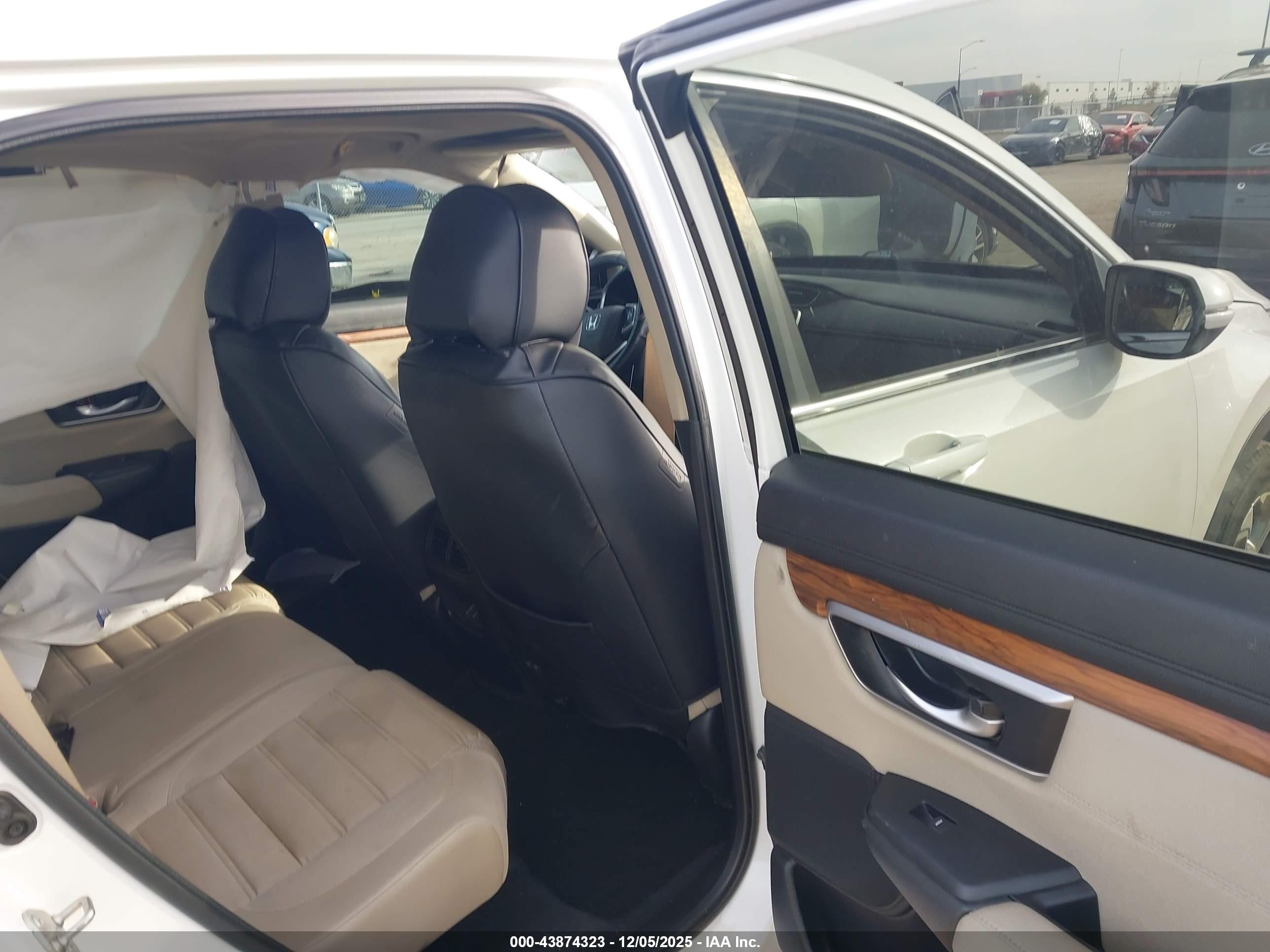 HONDA CR-V image 8