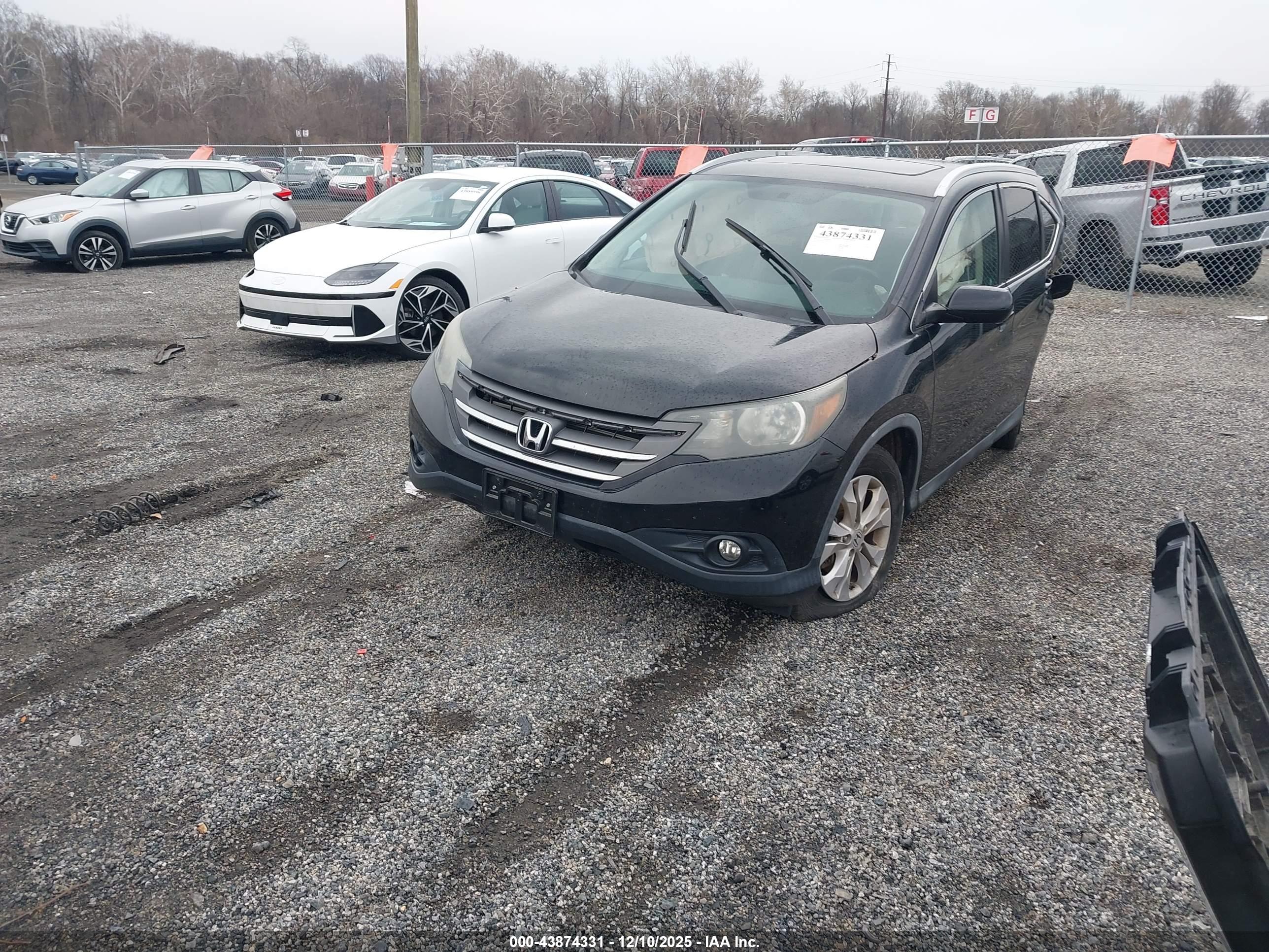 HONDA CR-V image 2