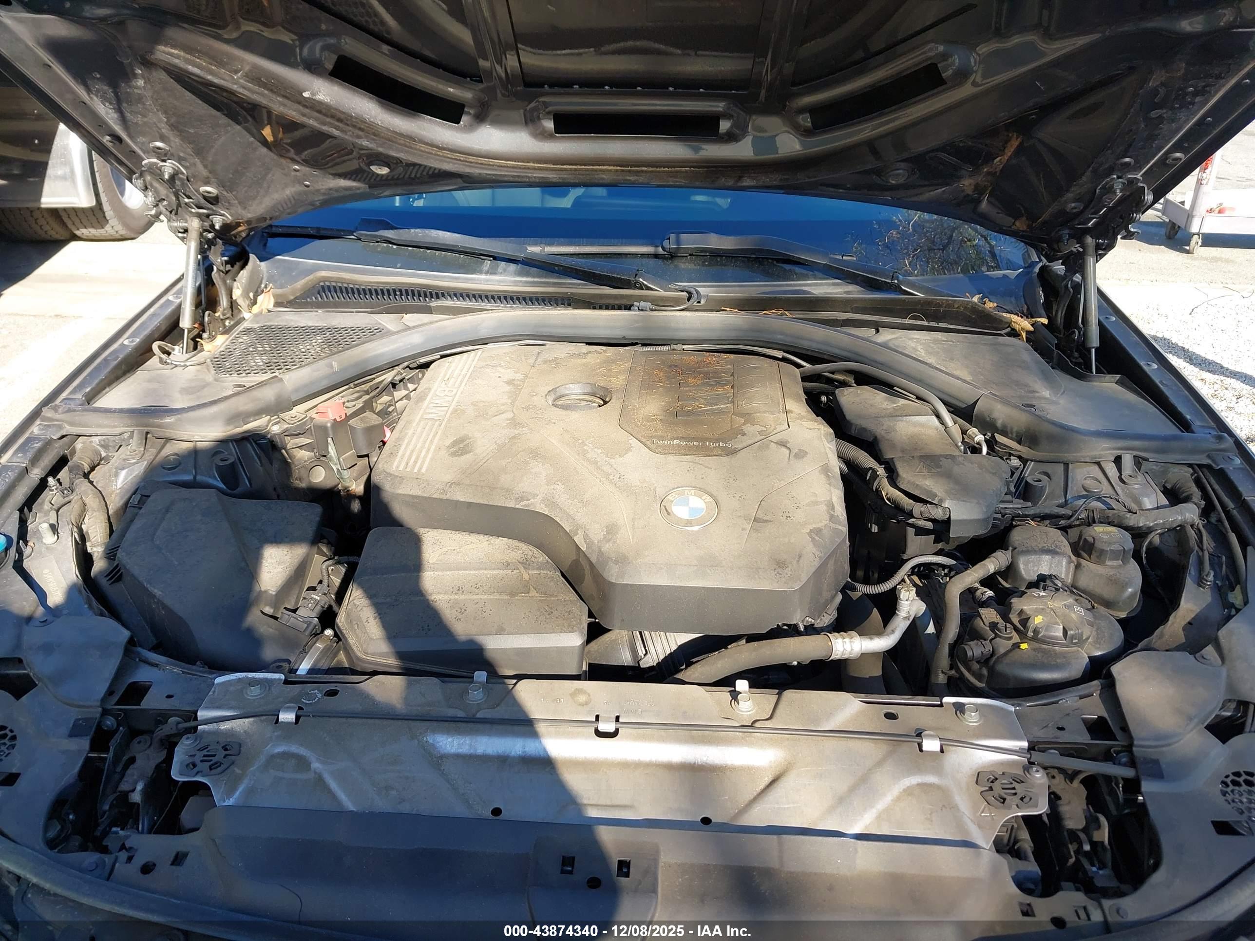 BMW 330I image 10
