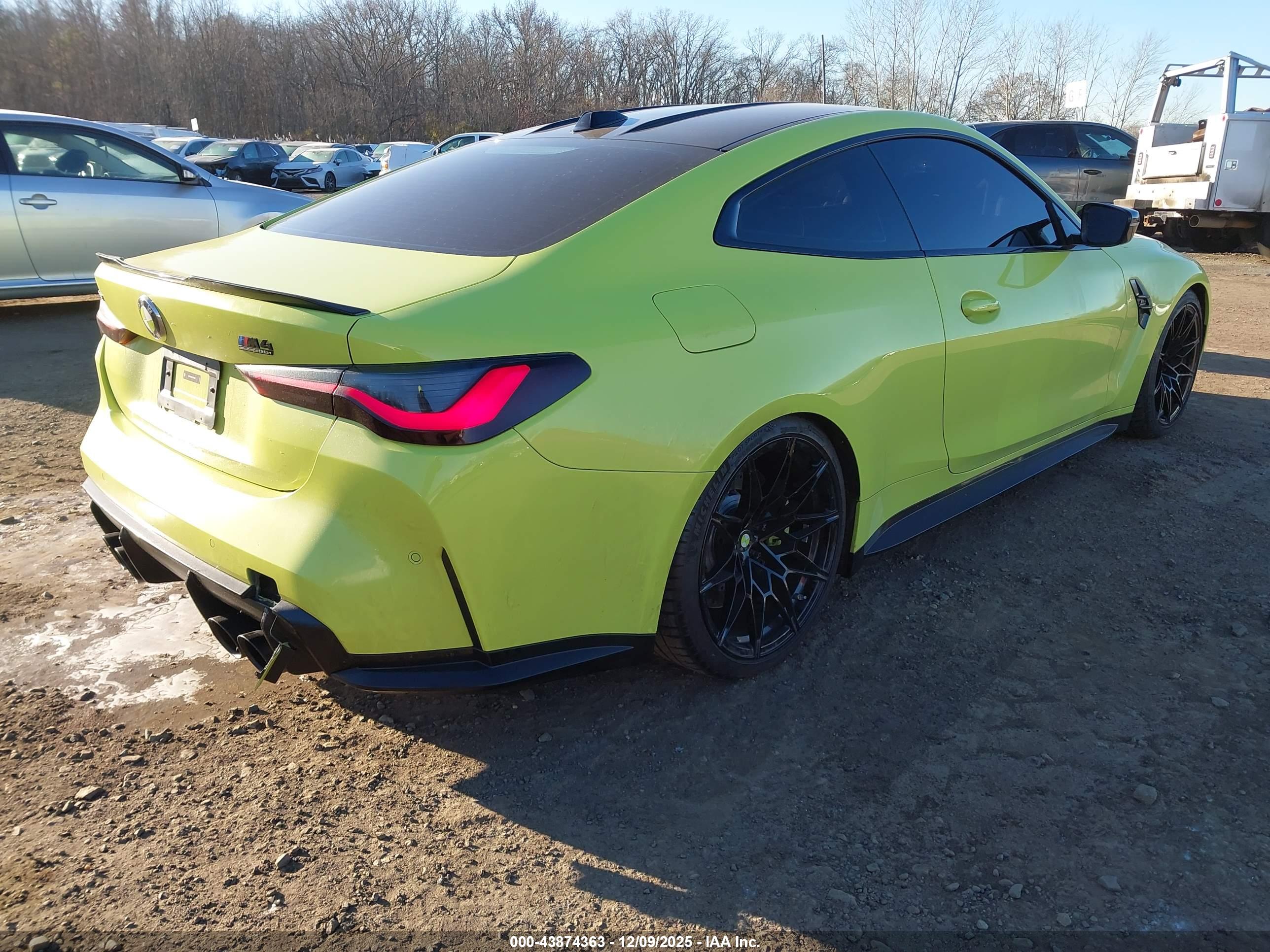 BMW M4 image 4