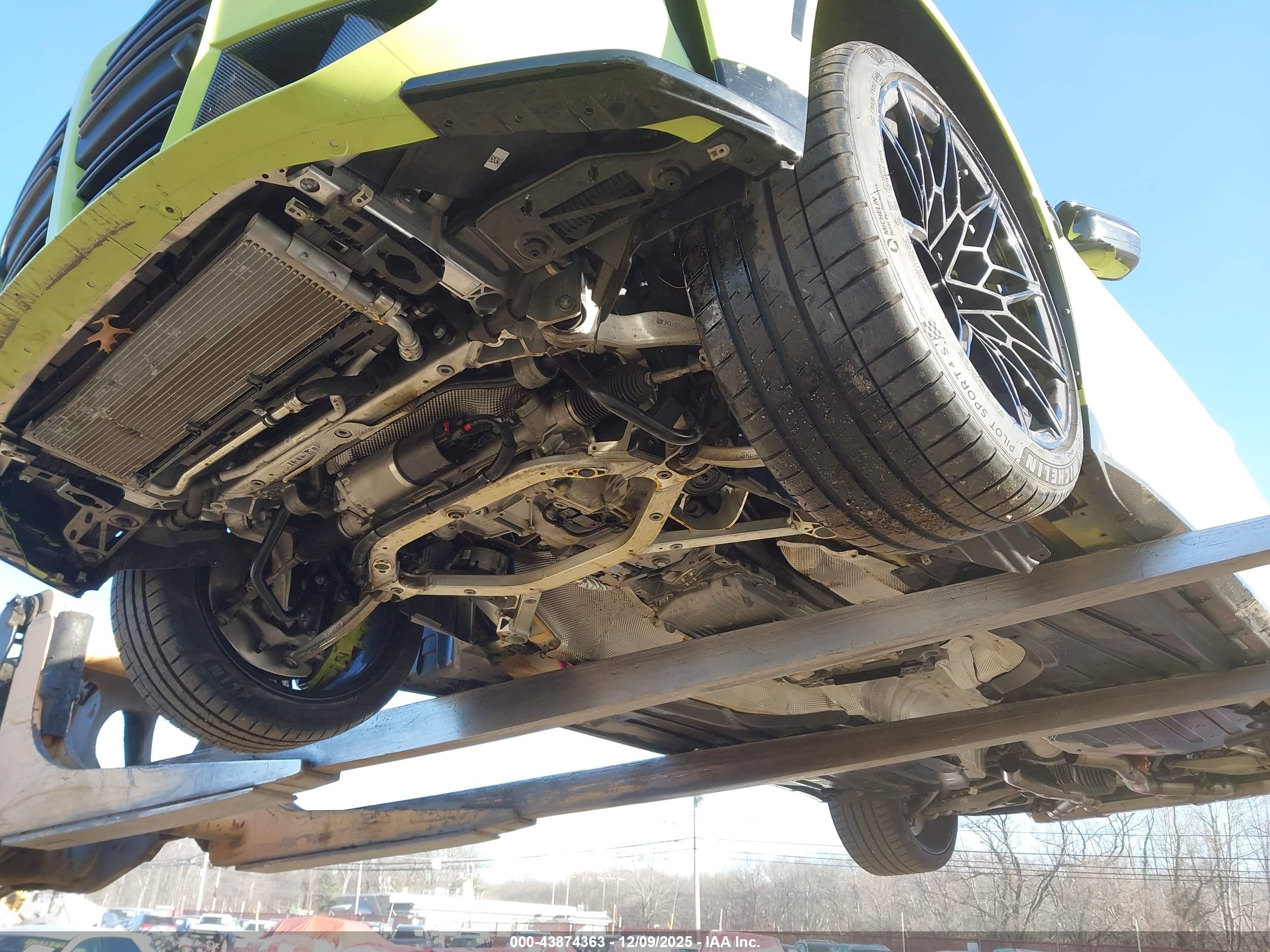 BMW M4 image 6