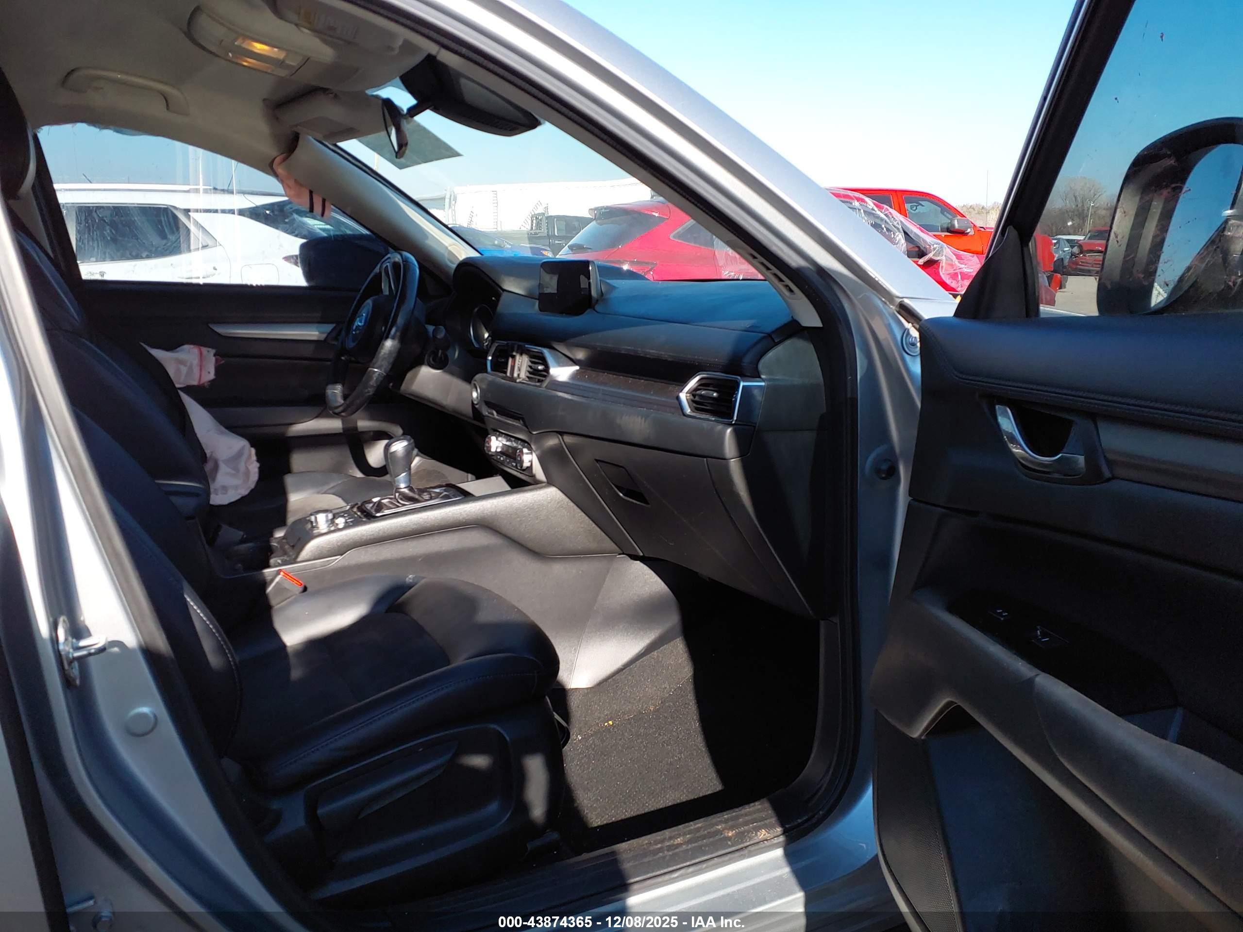 MAZDA CX-5 image 5