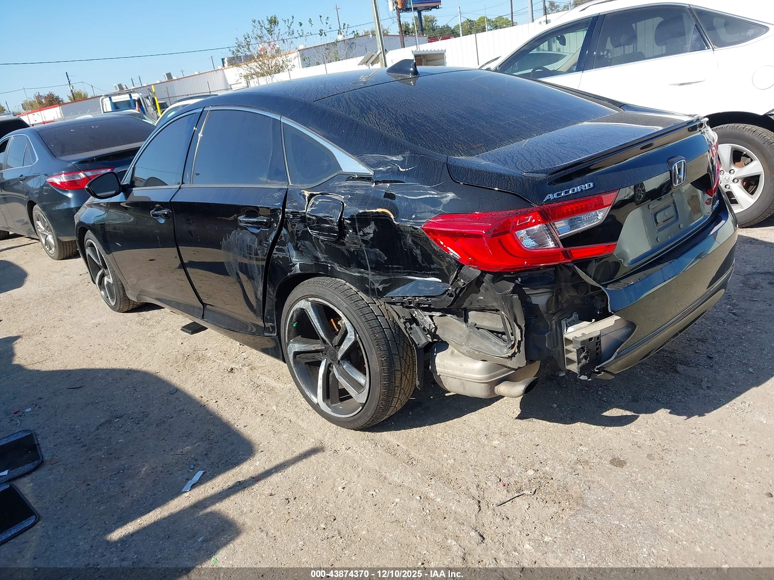 HONDA ACCORD image 3
