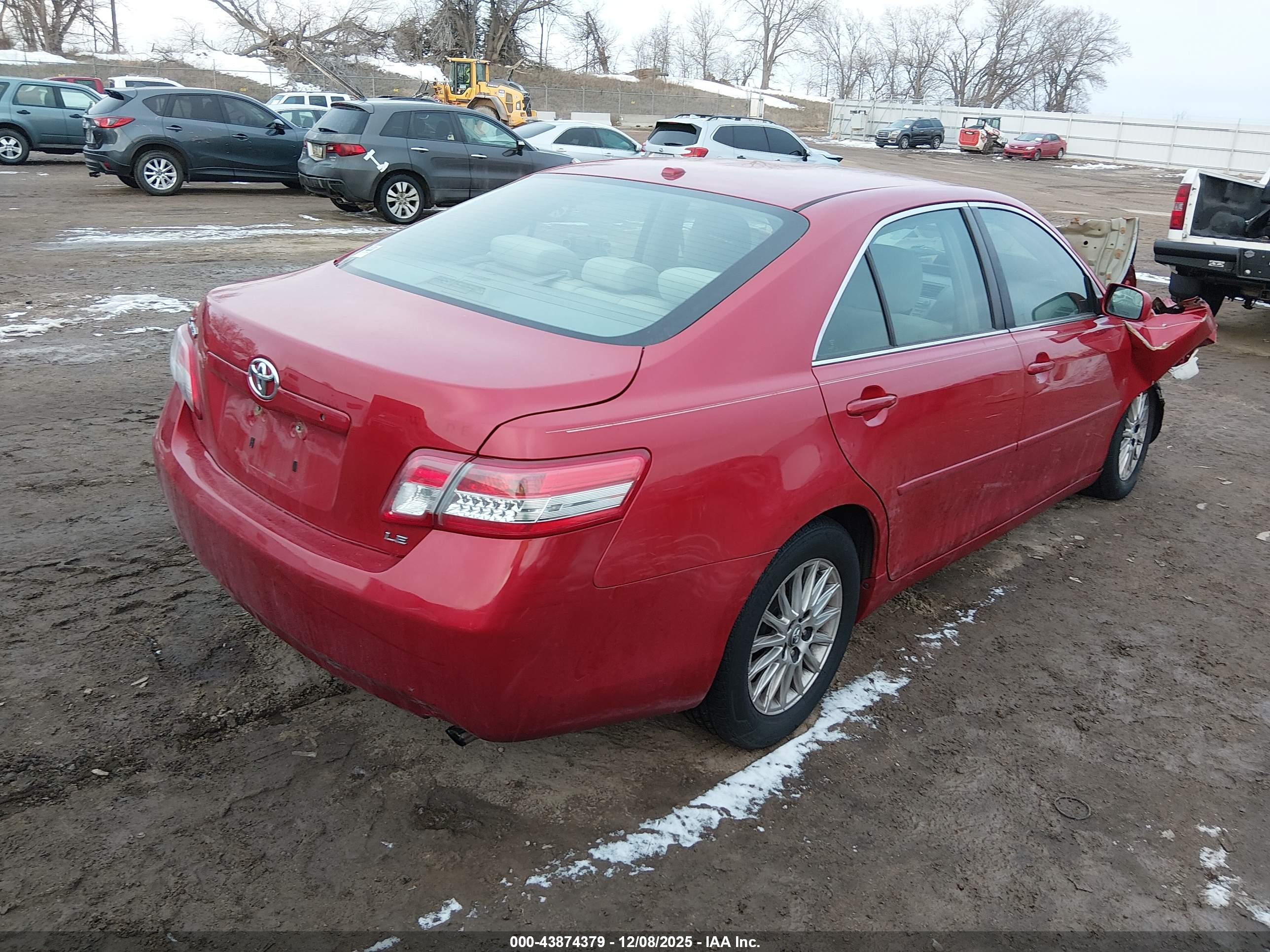TOYOTA CAMRY image 4