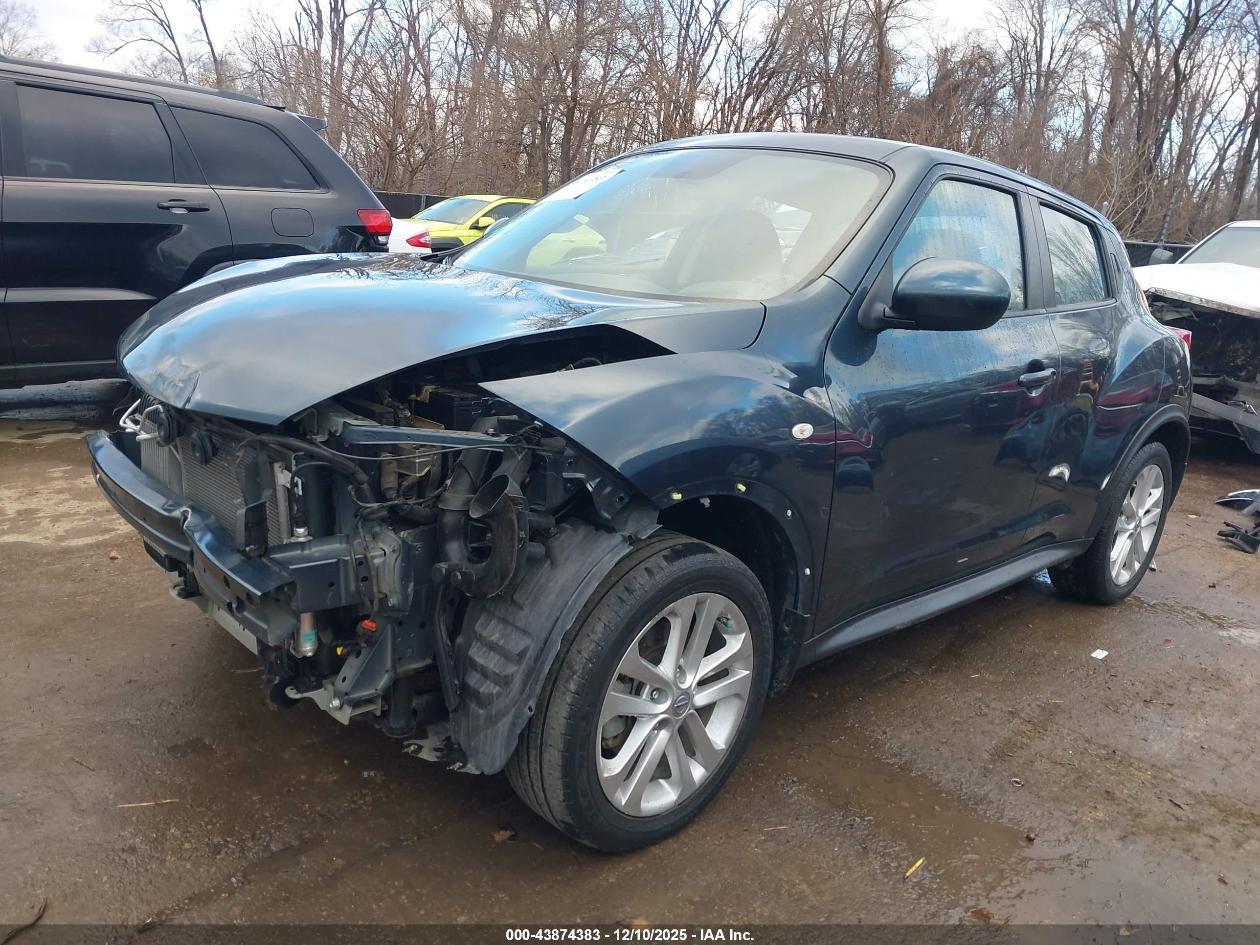 NISSAN JUKE image 2