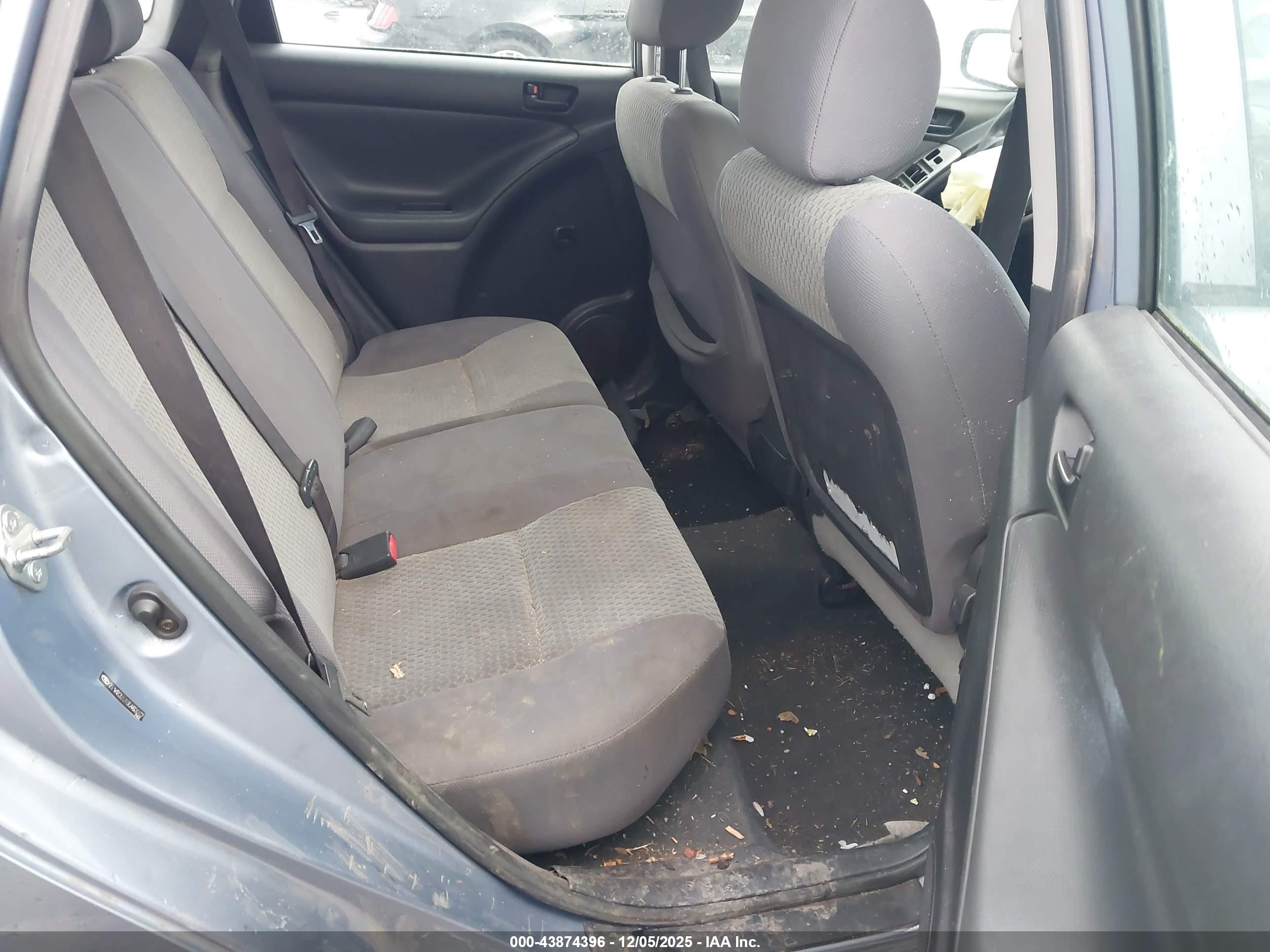TOYOTA MATRIX image 8