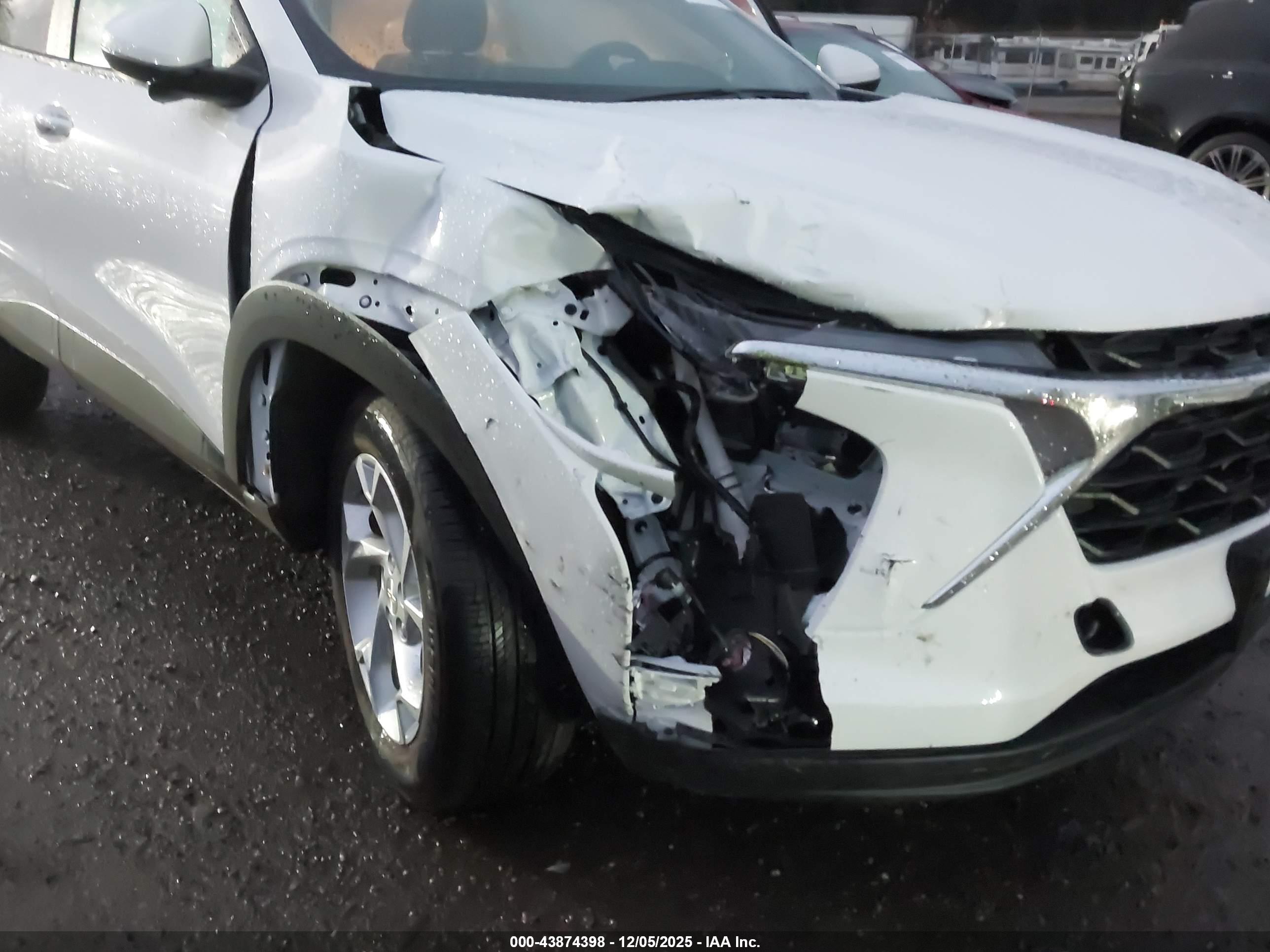 CHEVROLET TRAX image 6