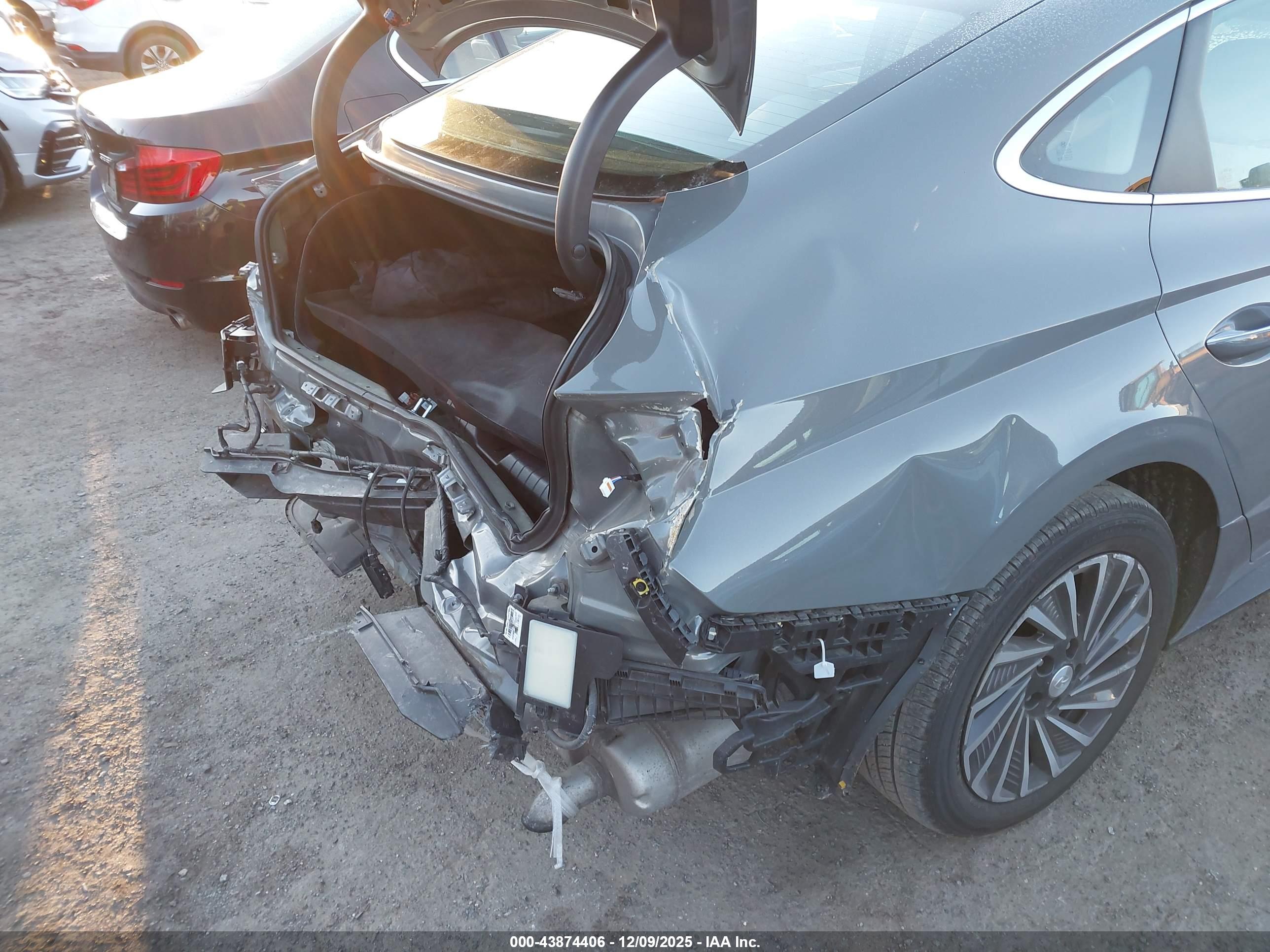 HYUNDAI SONATA image 6