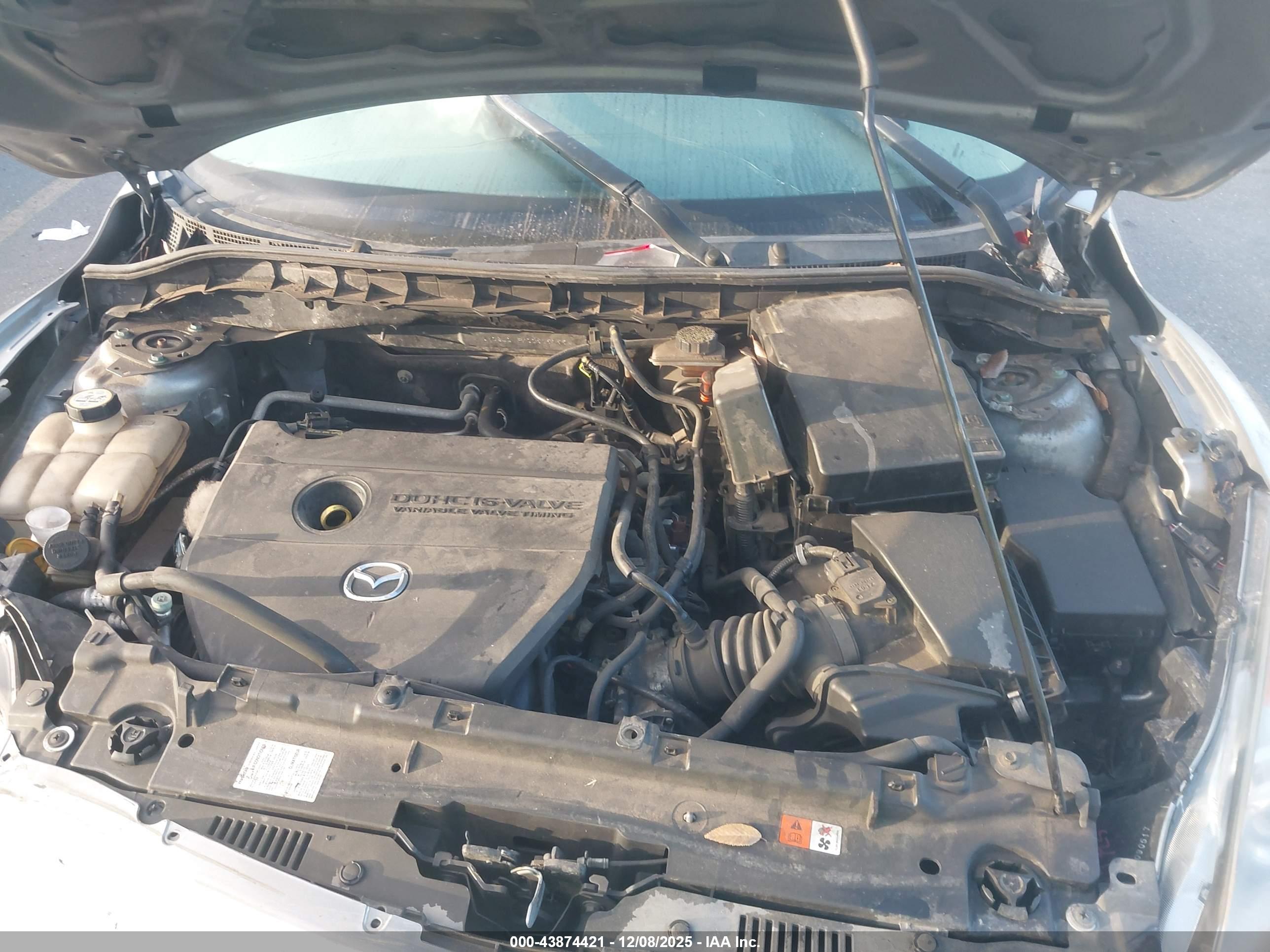MAZDA MAZDA3 image 10