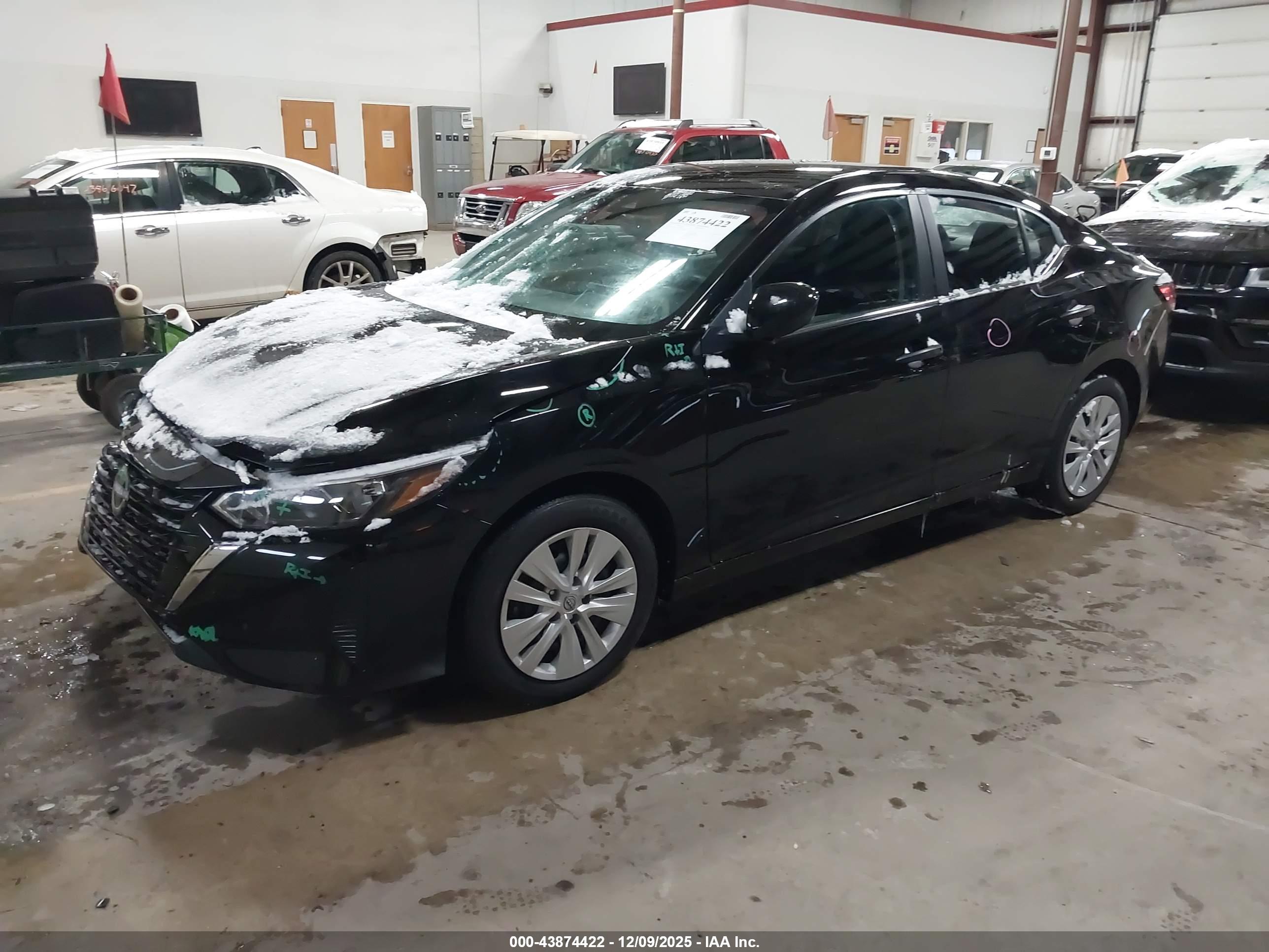 NISSAN SENTRA image 2