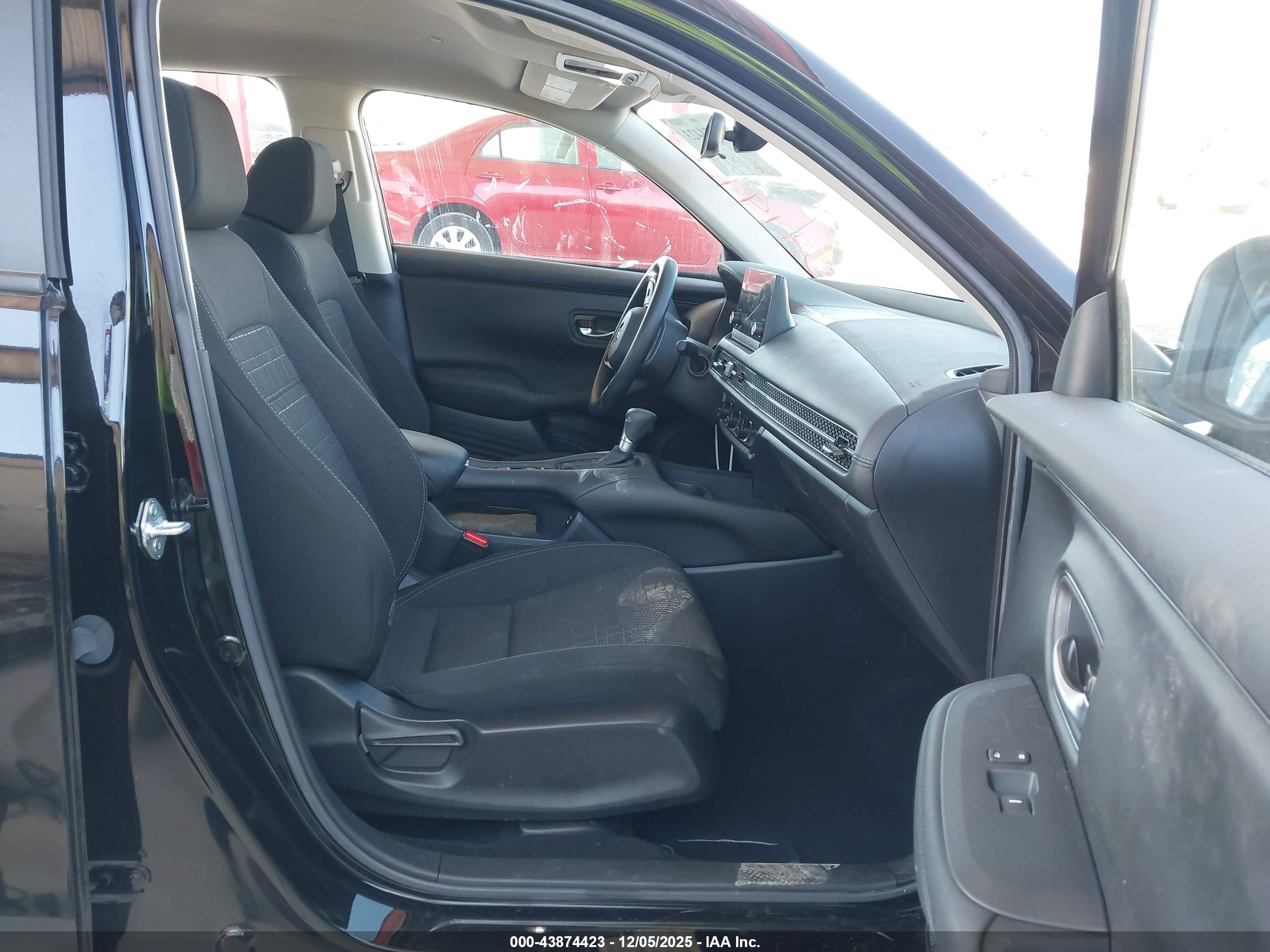 HONDA HR-V image 5