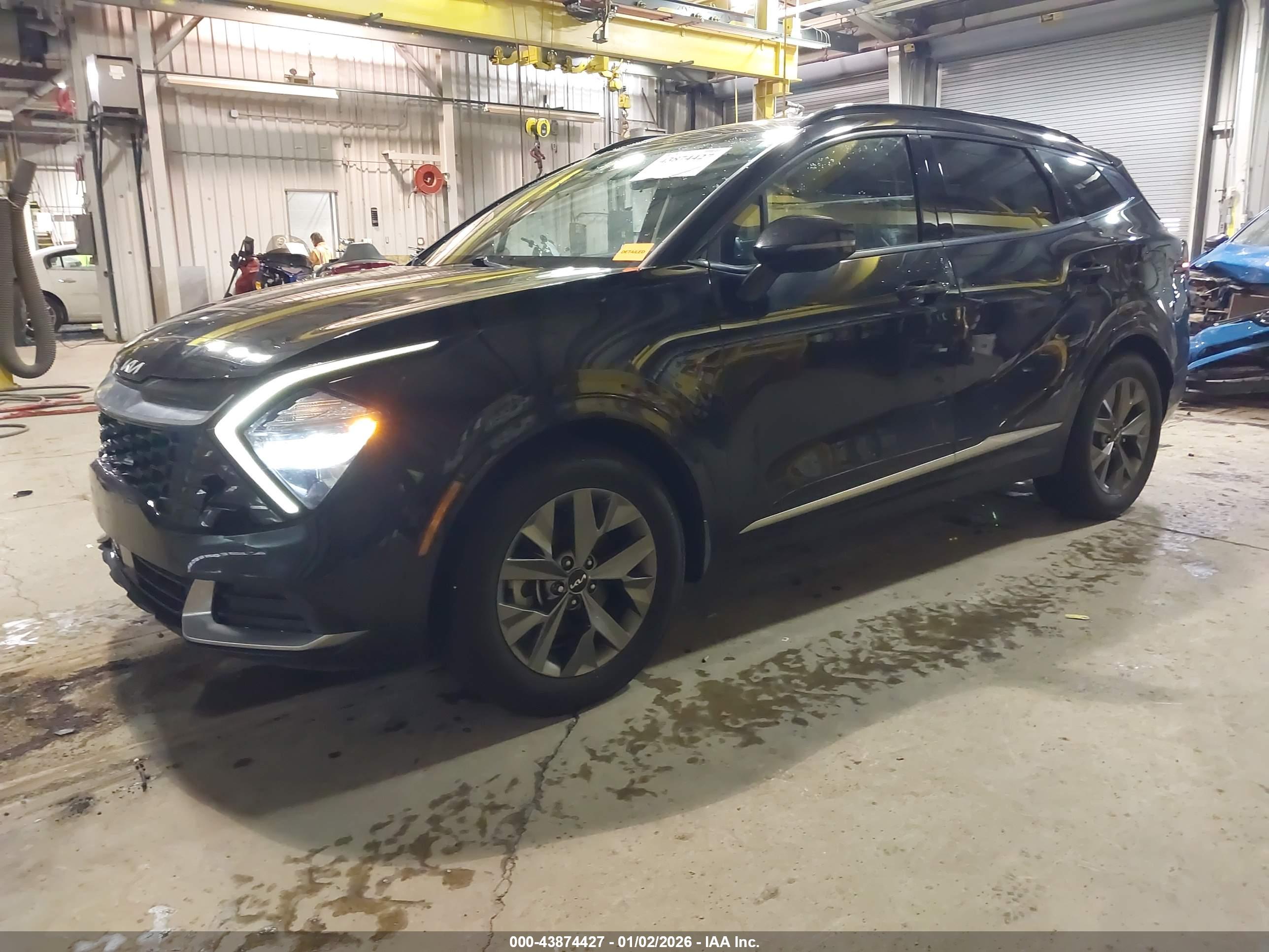 KIA SPORTAGE image 2