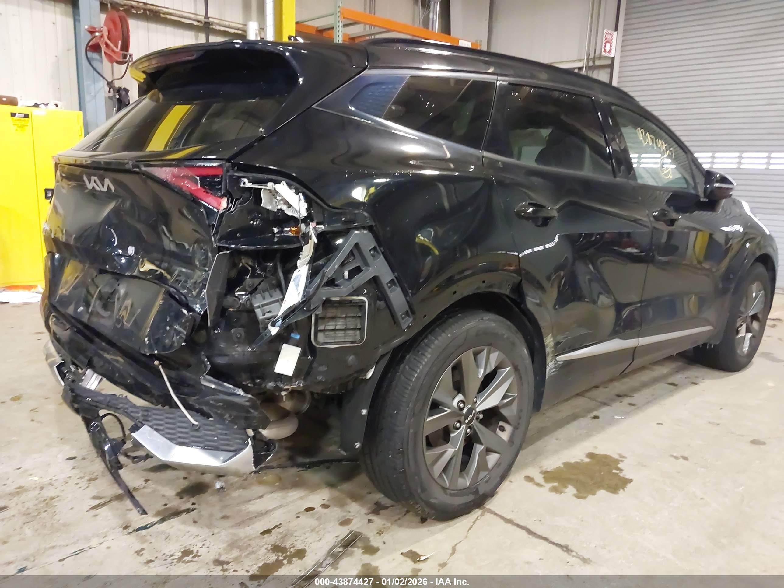 KIA SPORTAGE image 6