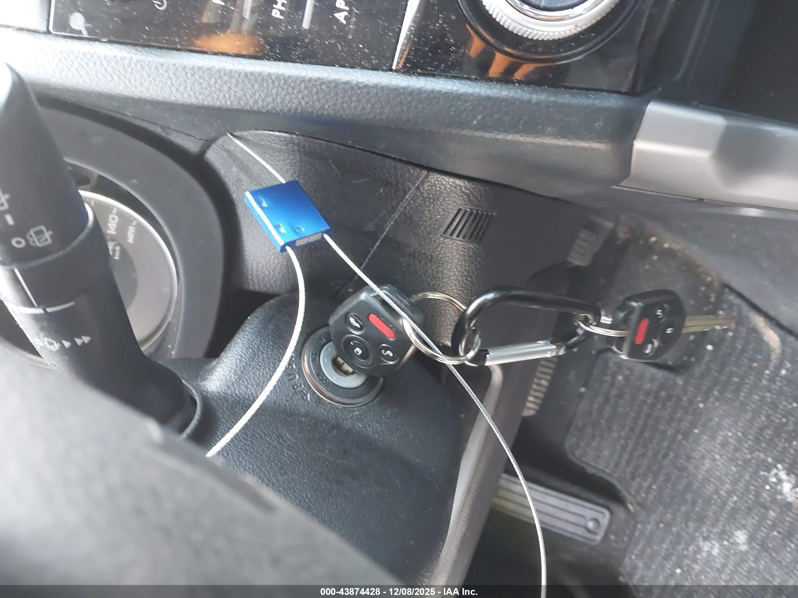 SUBARU FORESTER image 11