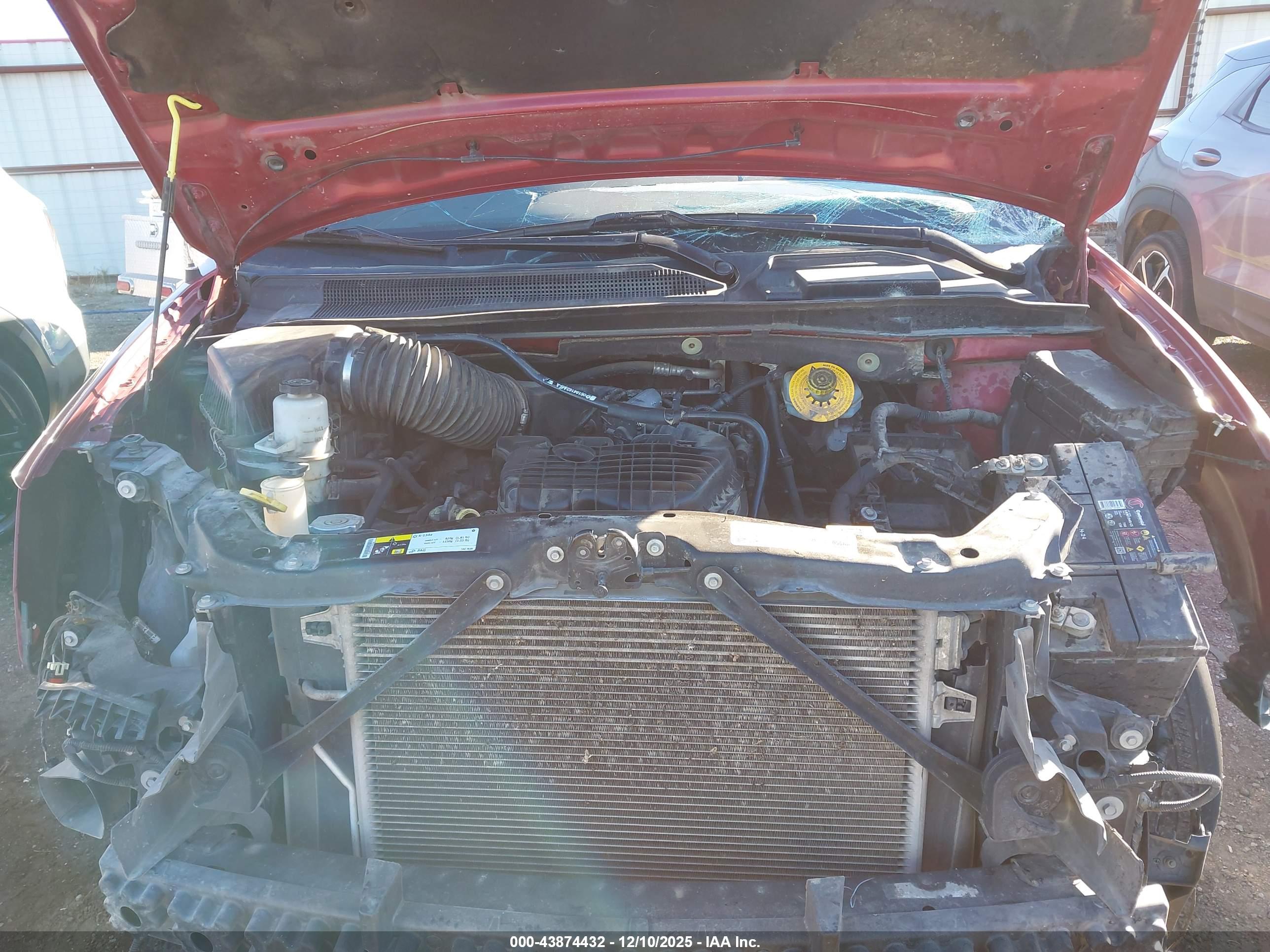 CHRYSLER TOWN image 10