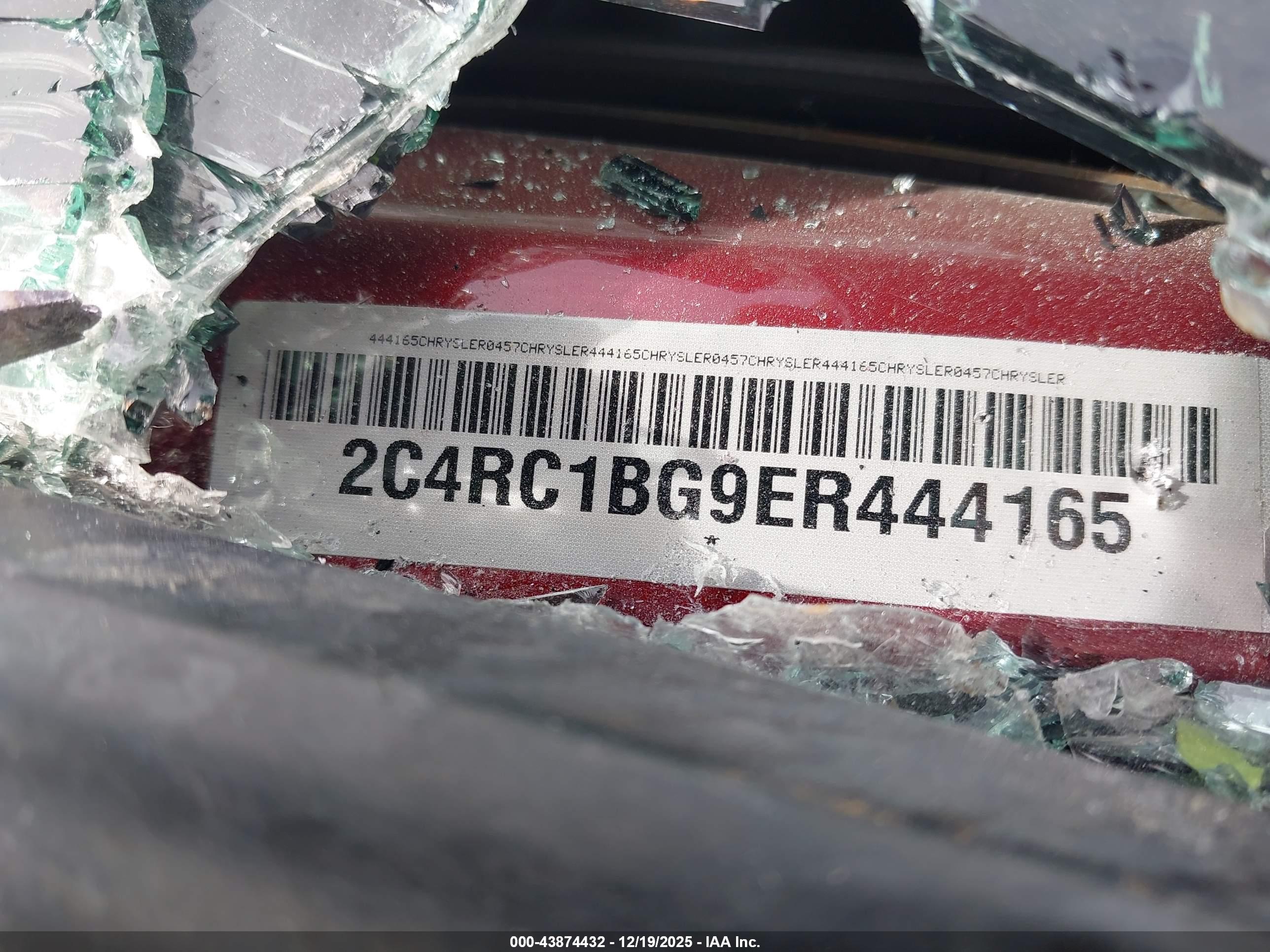 CHRYSLER TOWN image 9