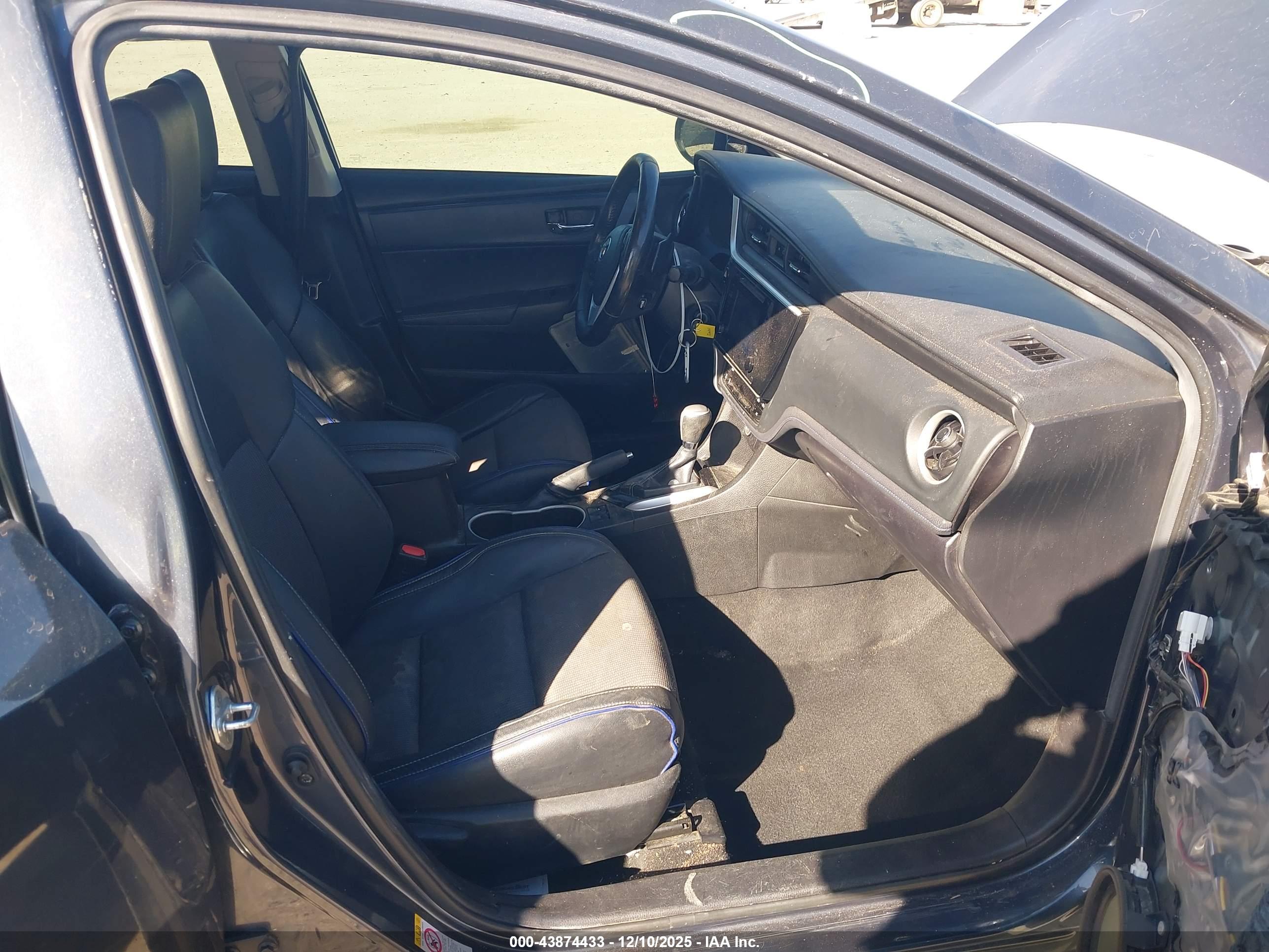 TOYOTA COROLLA image 5