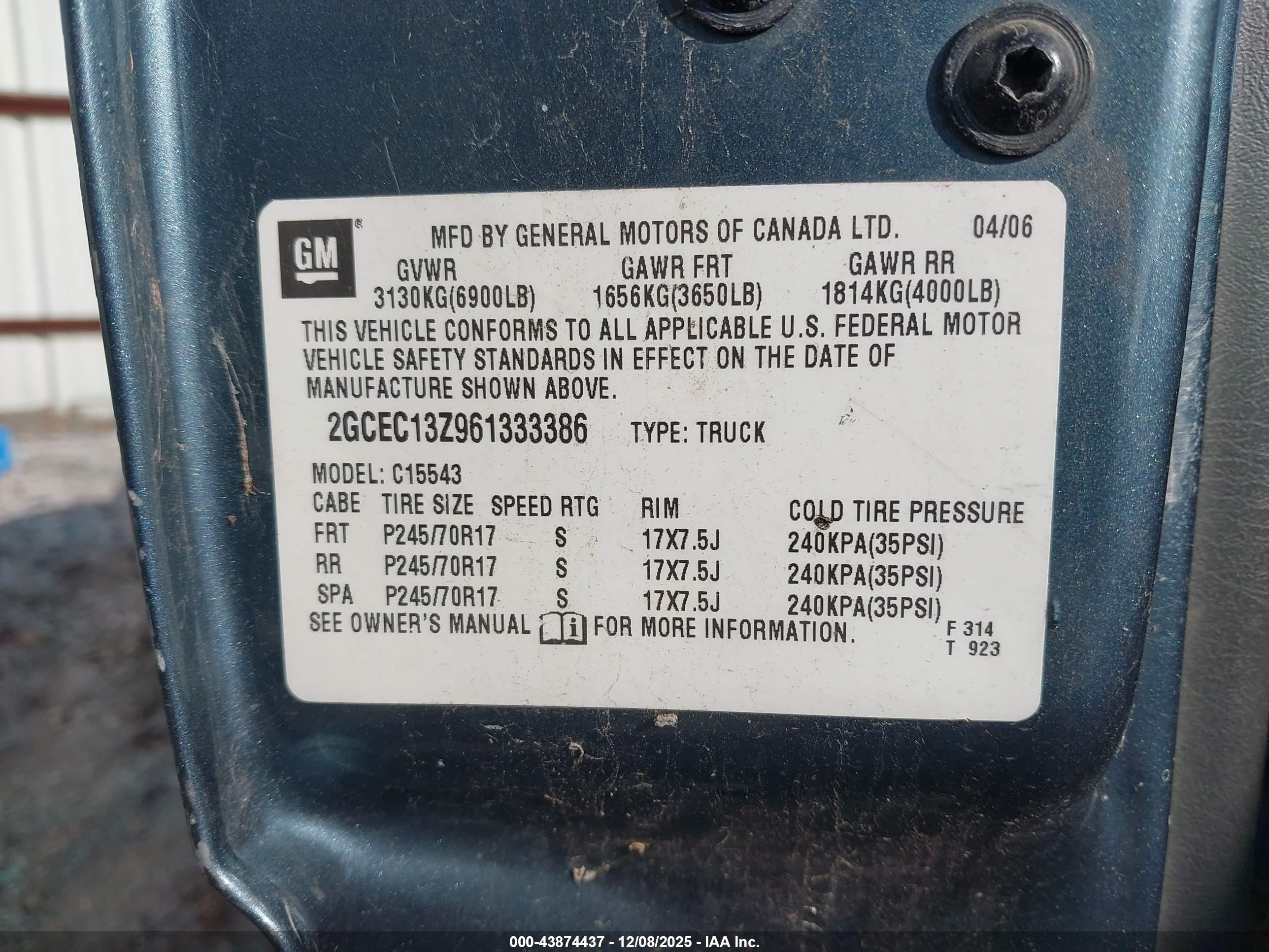 CHEVROLET SILVERADO image 9
