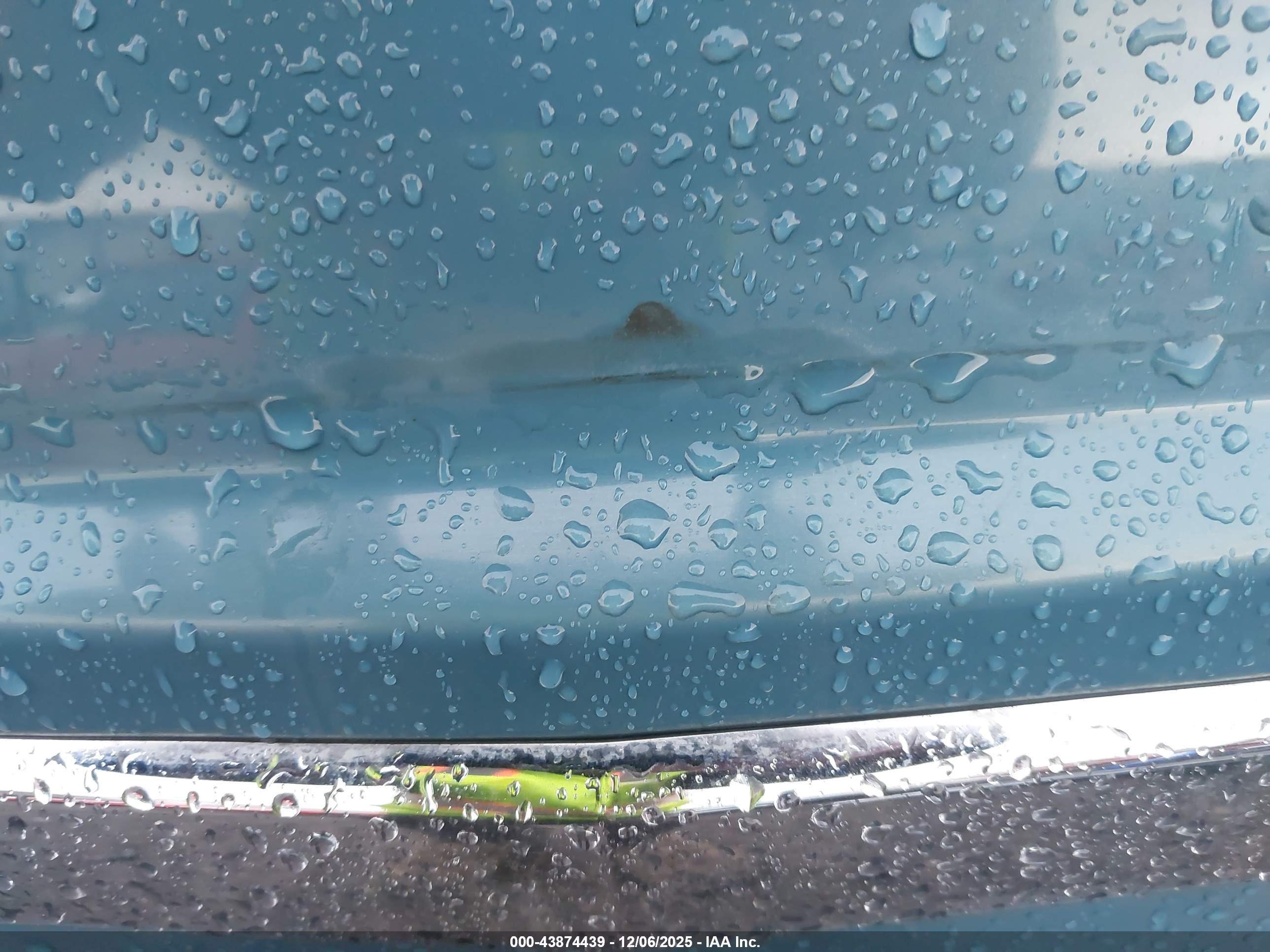 SATURN VUE image 6