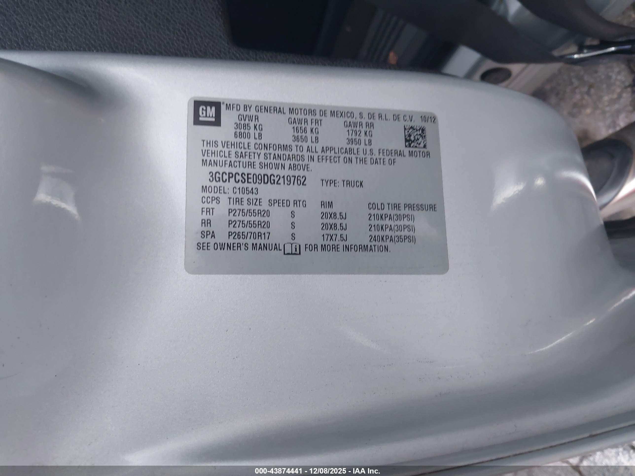 CHEVROLET SILVERADO image 9